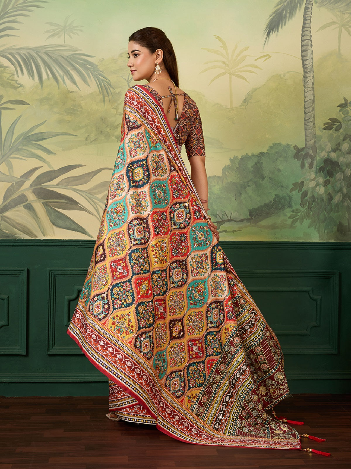 Dwija Fashion Women'S Pary Wear Printed Crep Silk Designer Saree With Unstitche Blouse-Multicolor
