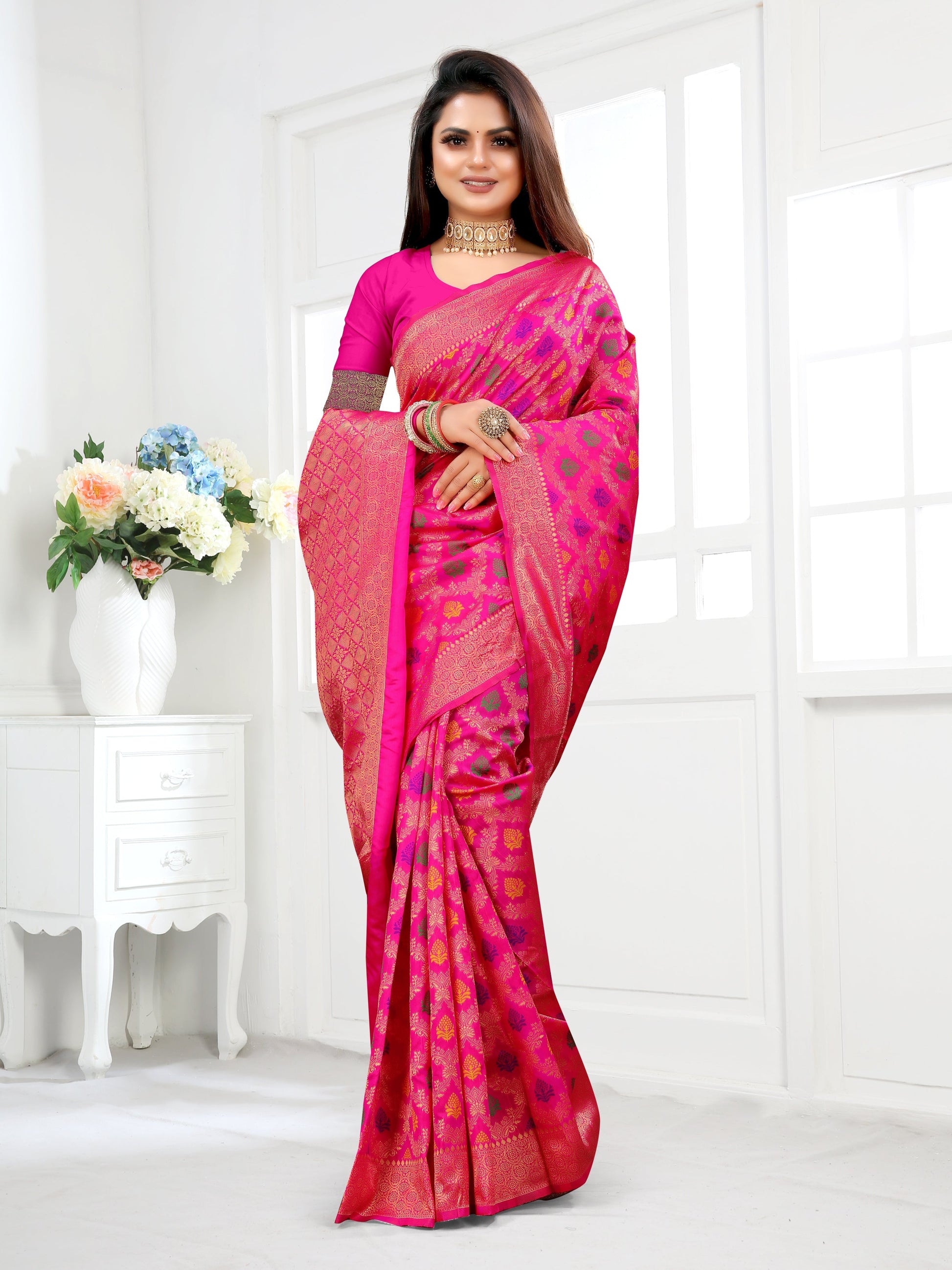 Vedant Vastram Litchi Silk Designer Banarasi Saree - Pink | Swadesiicart