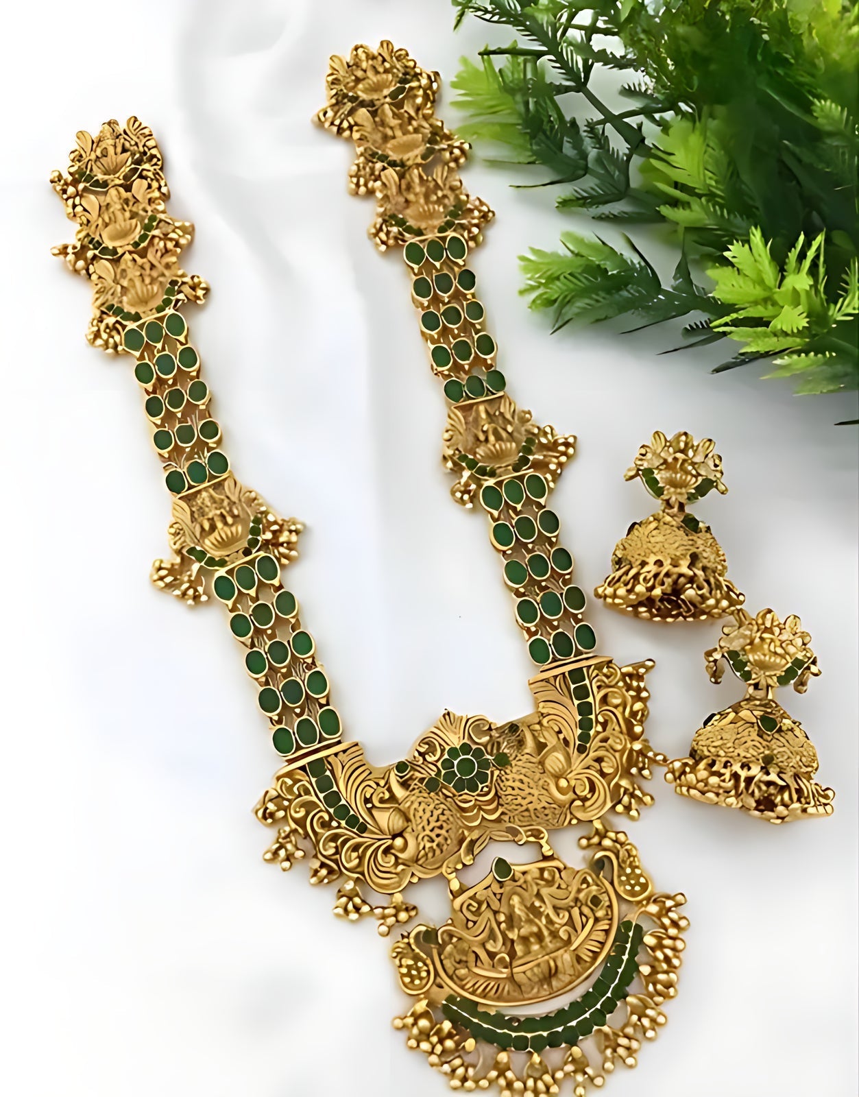 Jewel City Exquisite Antique Gold Temple Jewelry Set with Emerald Accents - South Indian Bridal Collection | Grab2Buy