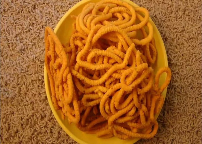 Spicy Chakli / Karam Jantikalu 