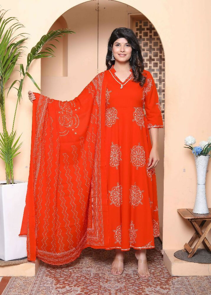 Miravan Women'S Orange Floral Cotton Printed Anarkali Kurta With Dupatta