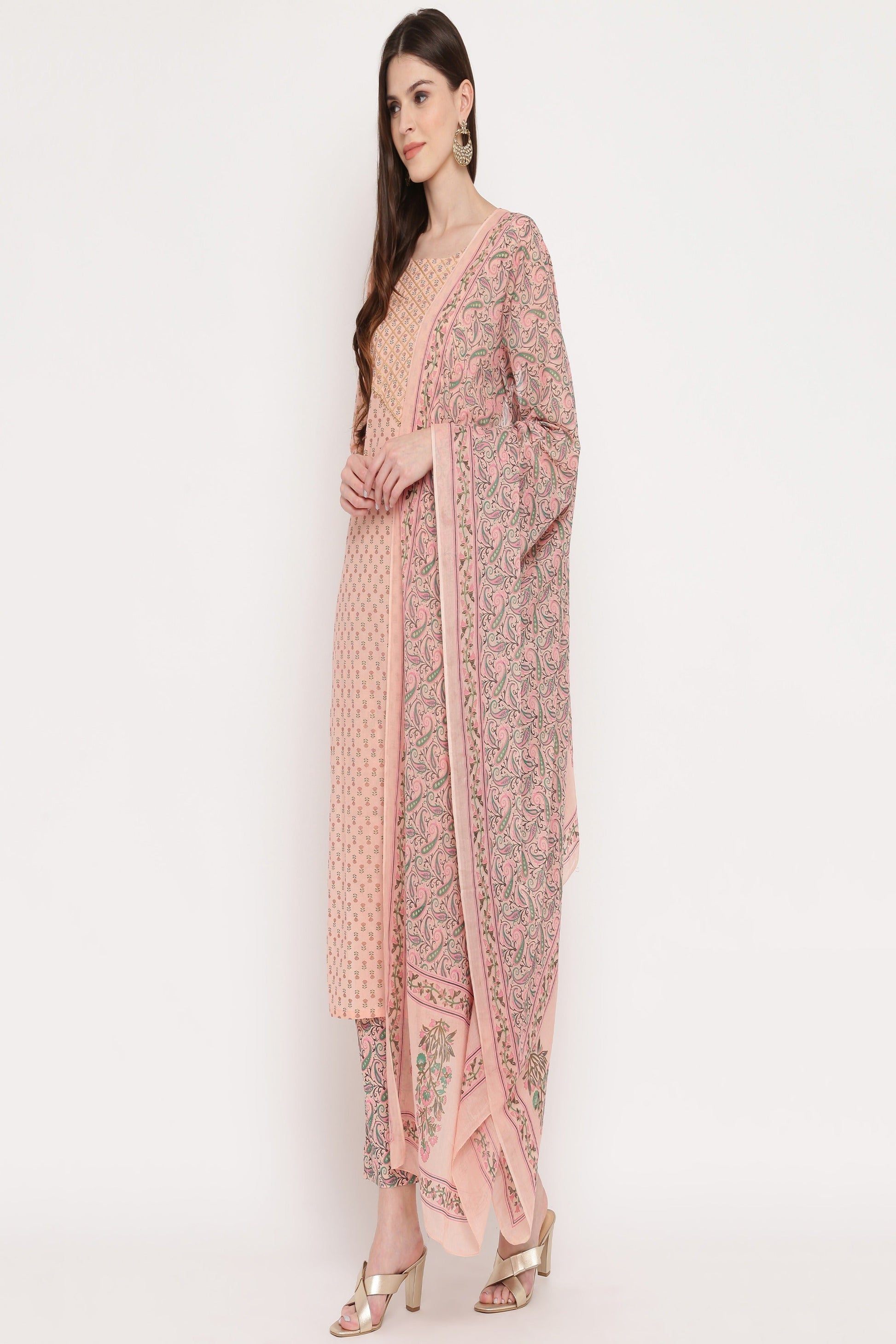 NOZ2TOZ Women's Foil Print & Gota Patti Work Straight Cotton Peach Kurta, Pant & Dupatta 
