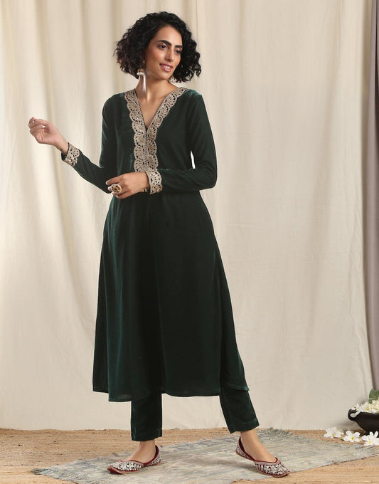 trueBrowns Green Velvet Flared Gota Kurta 