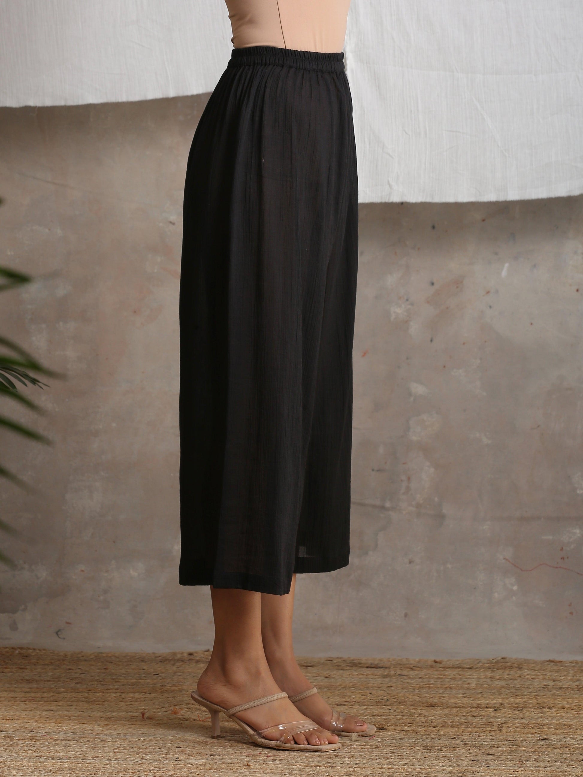 trueBrowns Crinkle Black Palazzo | Swadesiicart