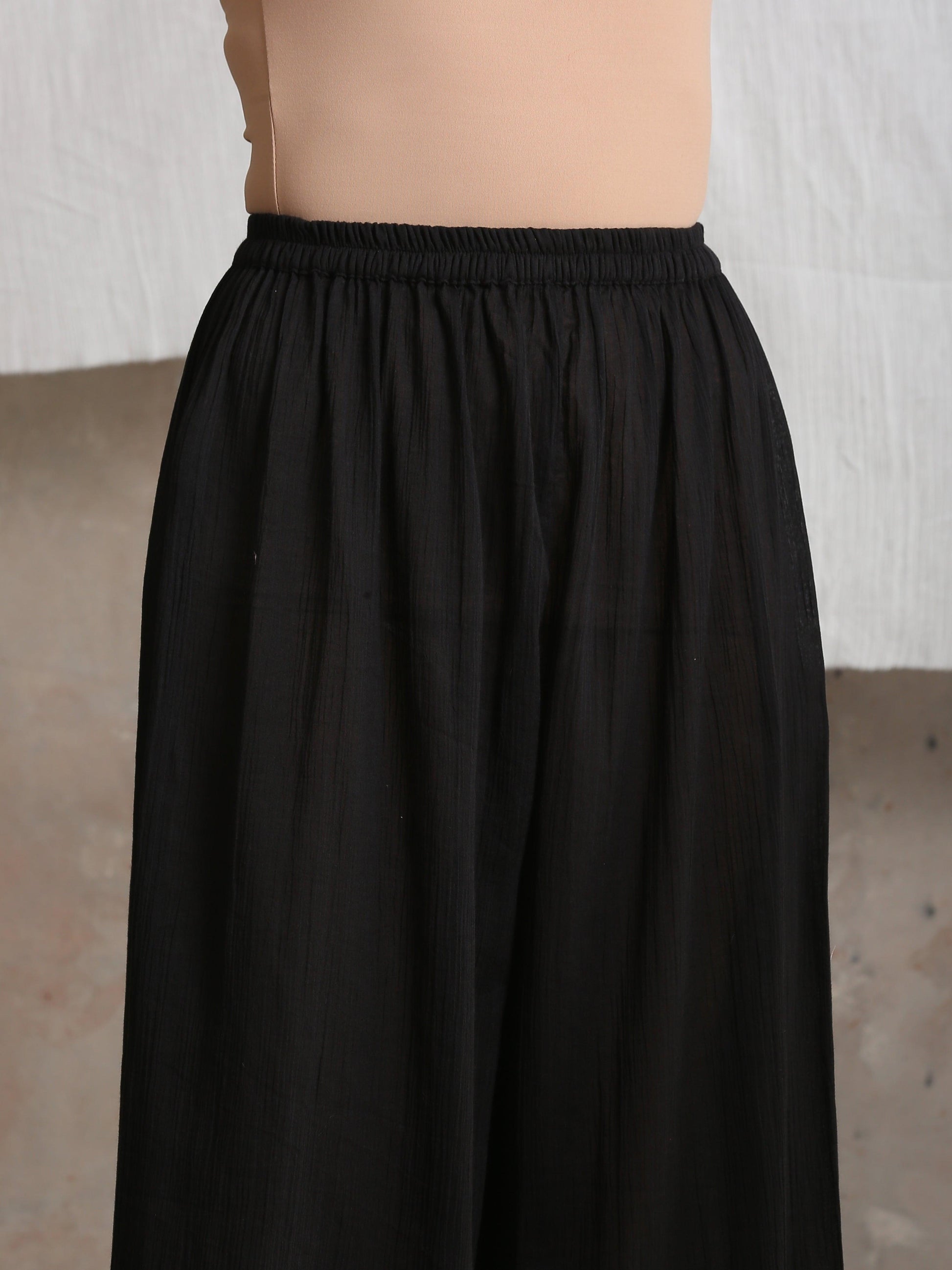 trueBrowns Crinkle Black Palazzo | Swadesiicart
