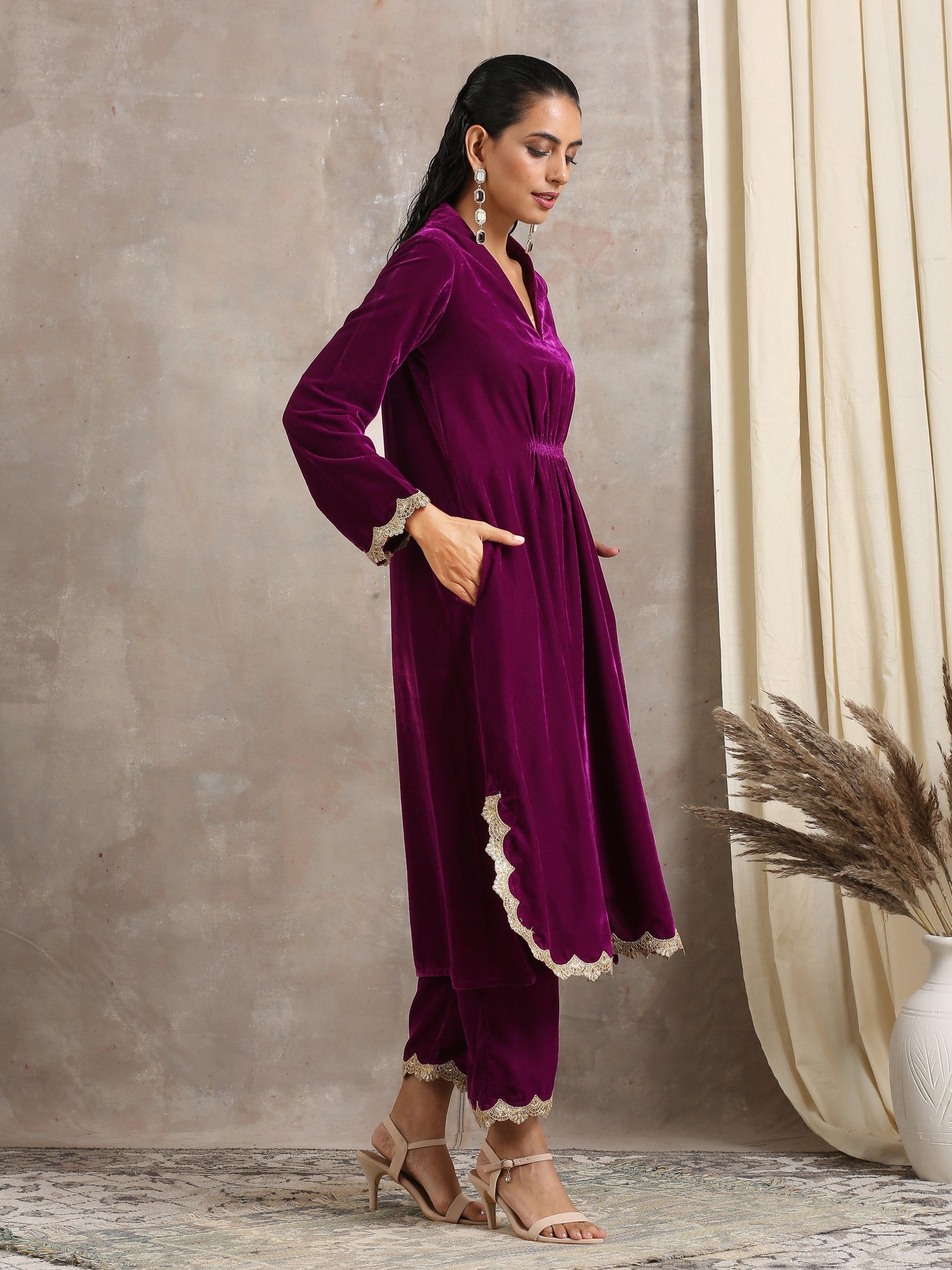trueBrowns Wine Velvet Lace Kurta Pant Set | Swadesiicart