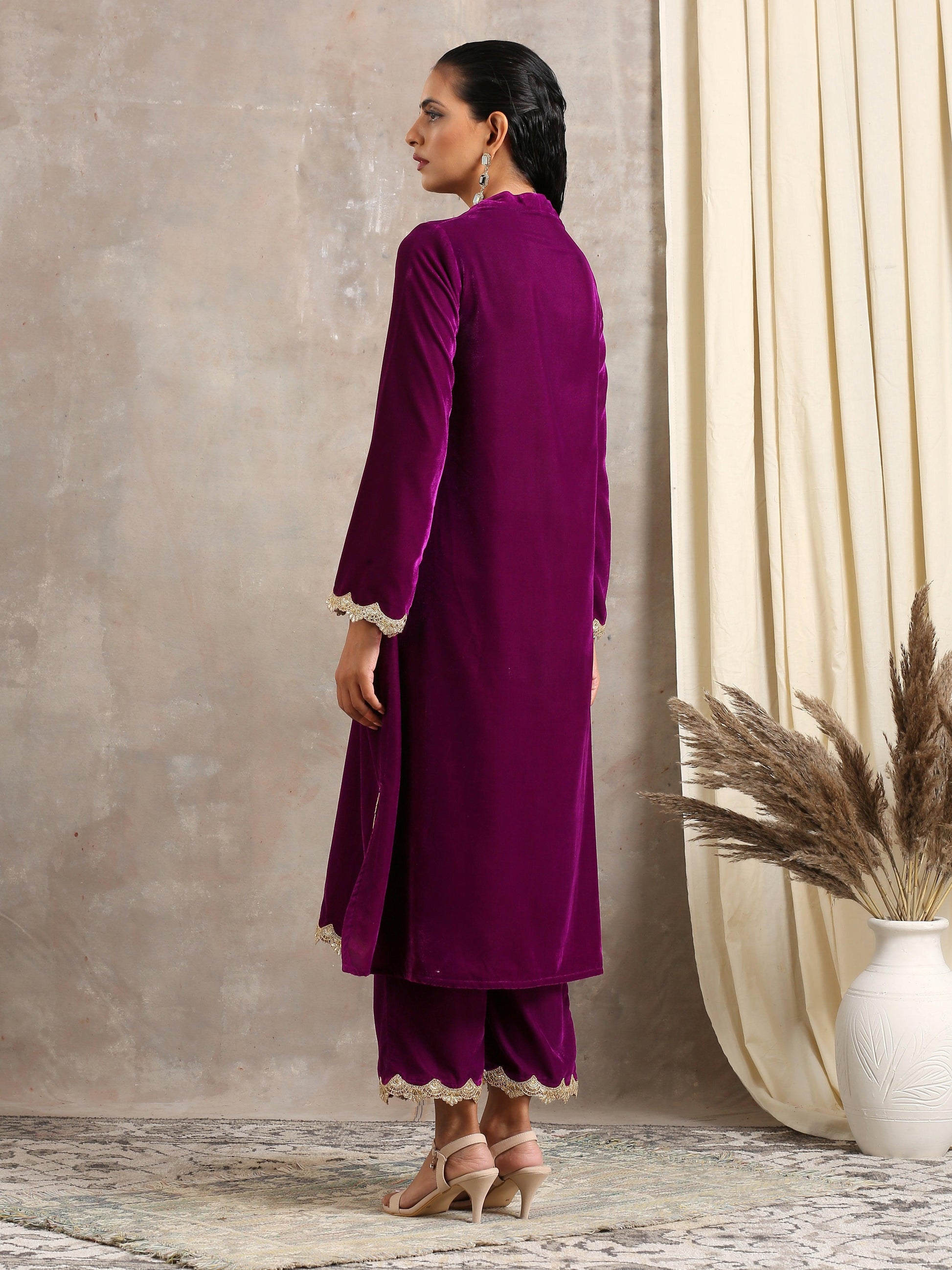 trueBrowns Wine Velvet Lace Kurta Pant Set | Swadesiicart