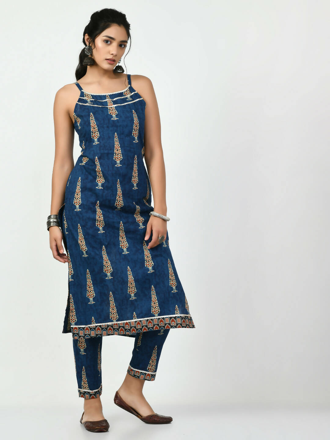Myshka Women's Blue Printed Kurta With Trouser