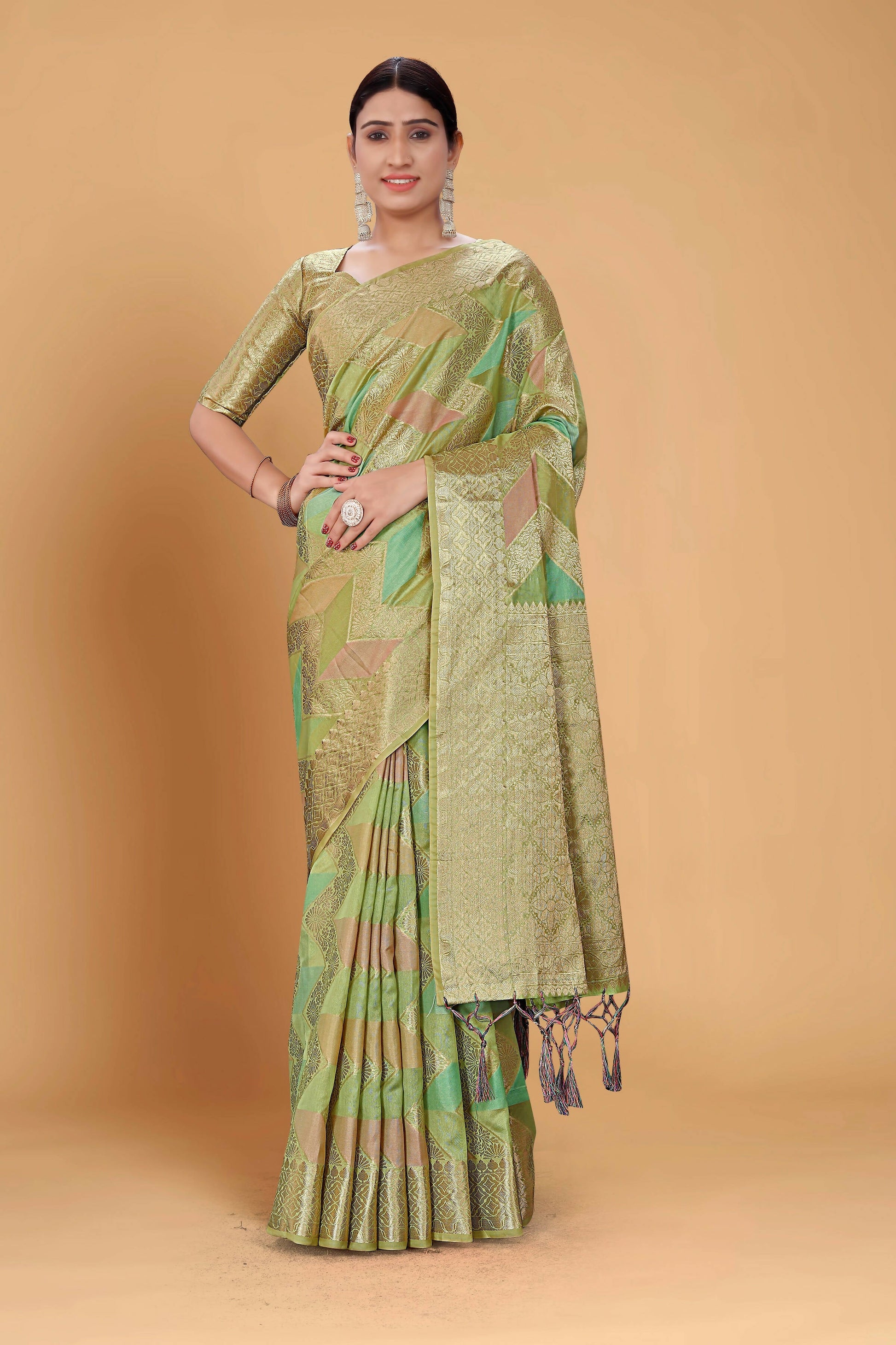 Green Soft Organza Woven Design Saree With Unstitched Blouse Piece - Zaara