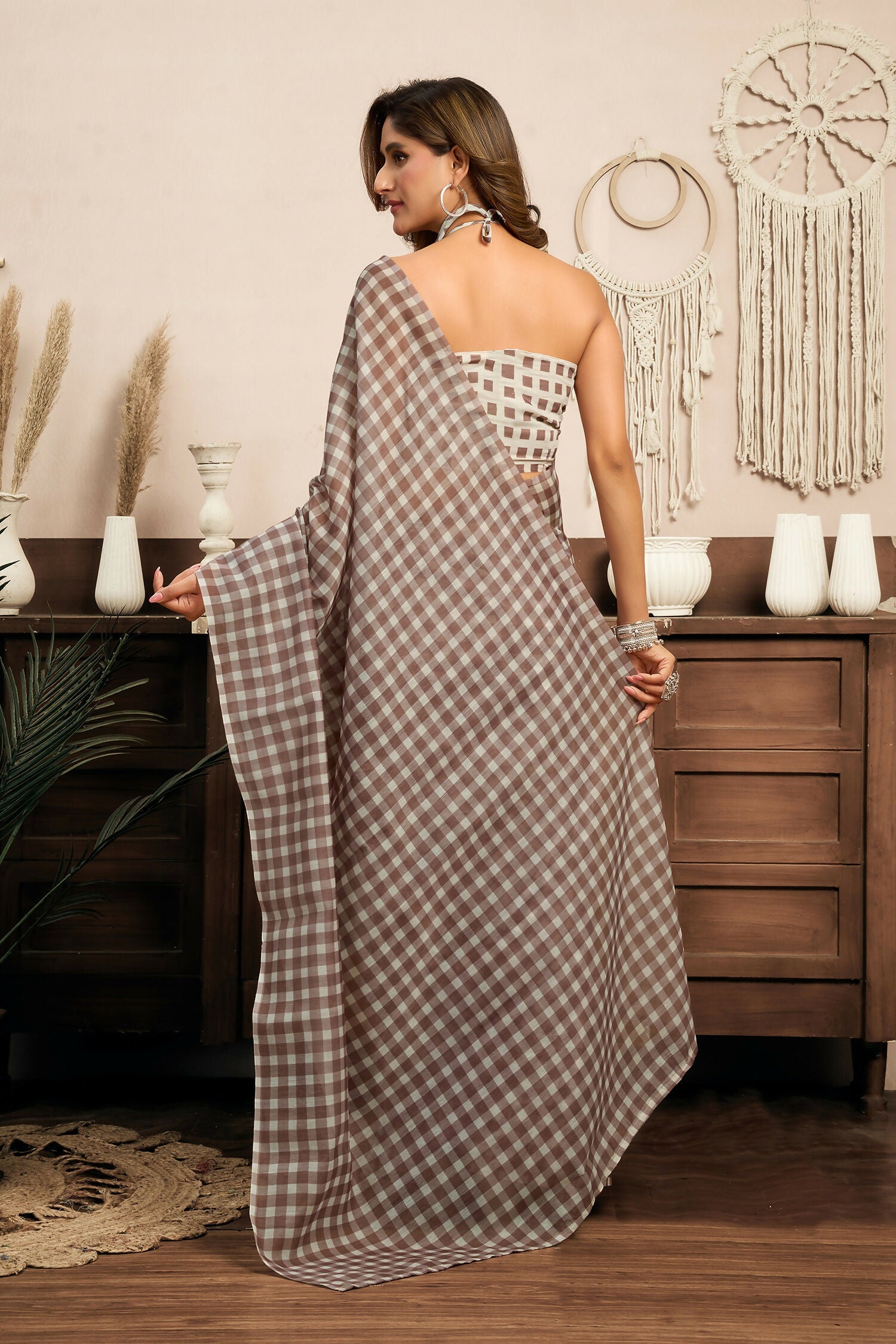 Joban Fashion Beige Checked Linen Ready To Wear Saree With Unstitched Blouse