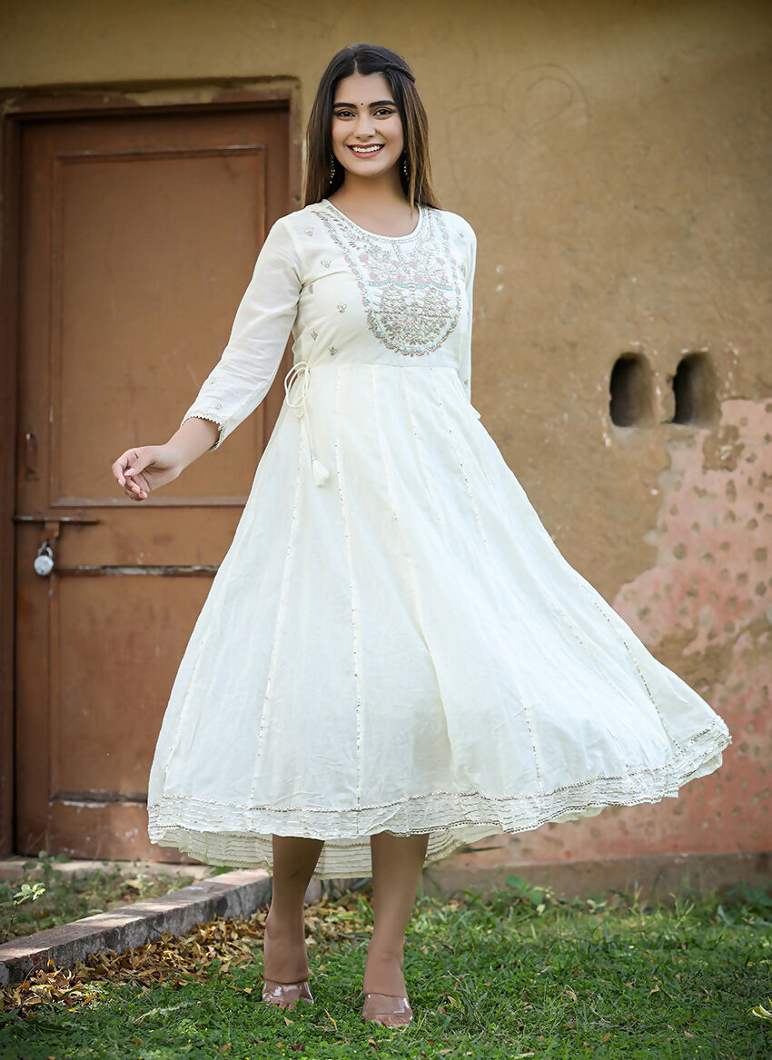Kaajh Women's White Floral Embroidered Cotton Ethnic Dress