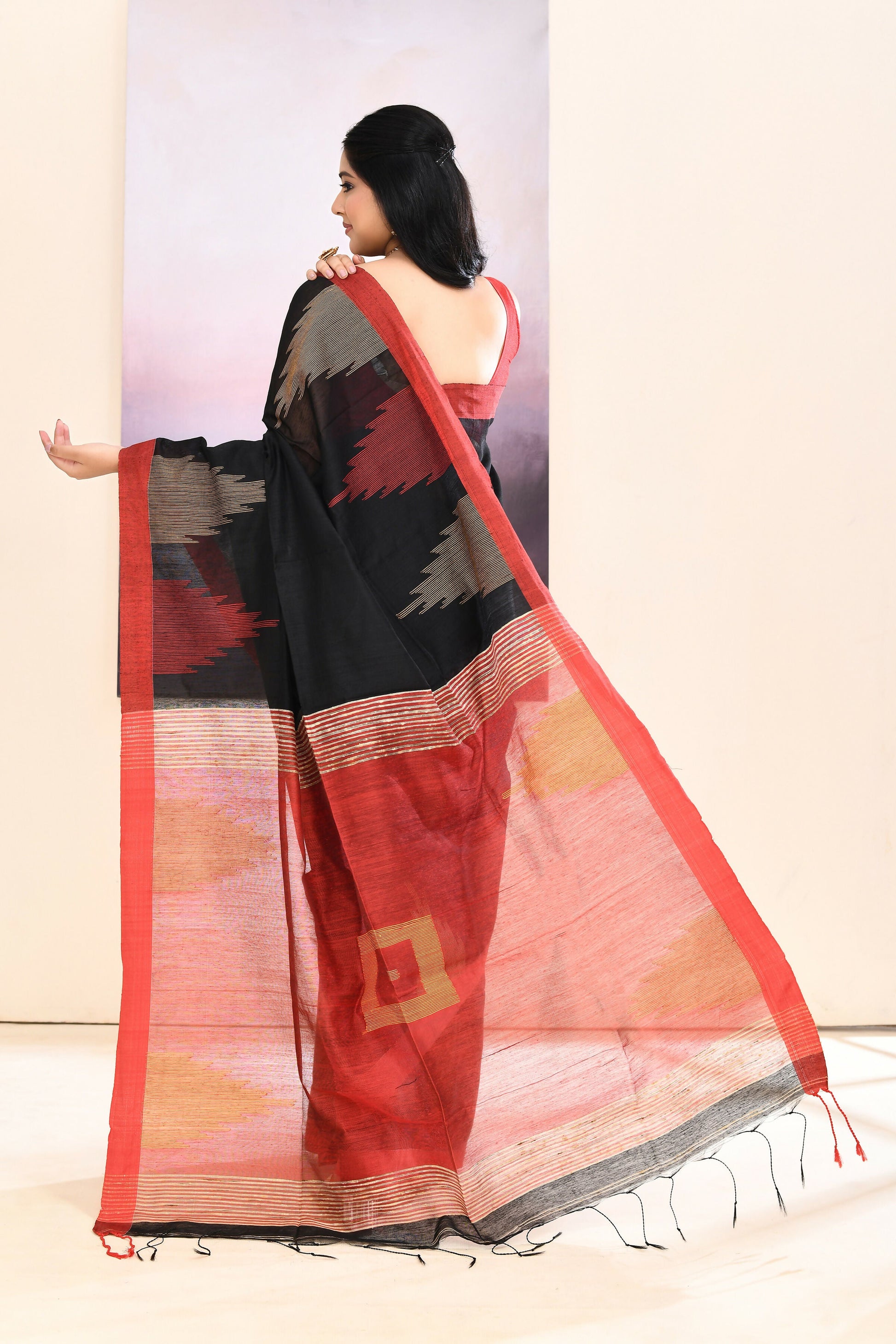 Piyari Fashion Women's Black Temple Border Embellished Cotton Blend Jamdani Saree