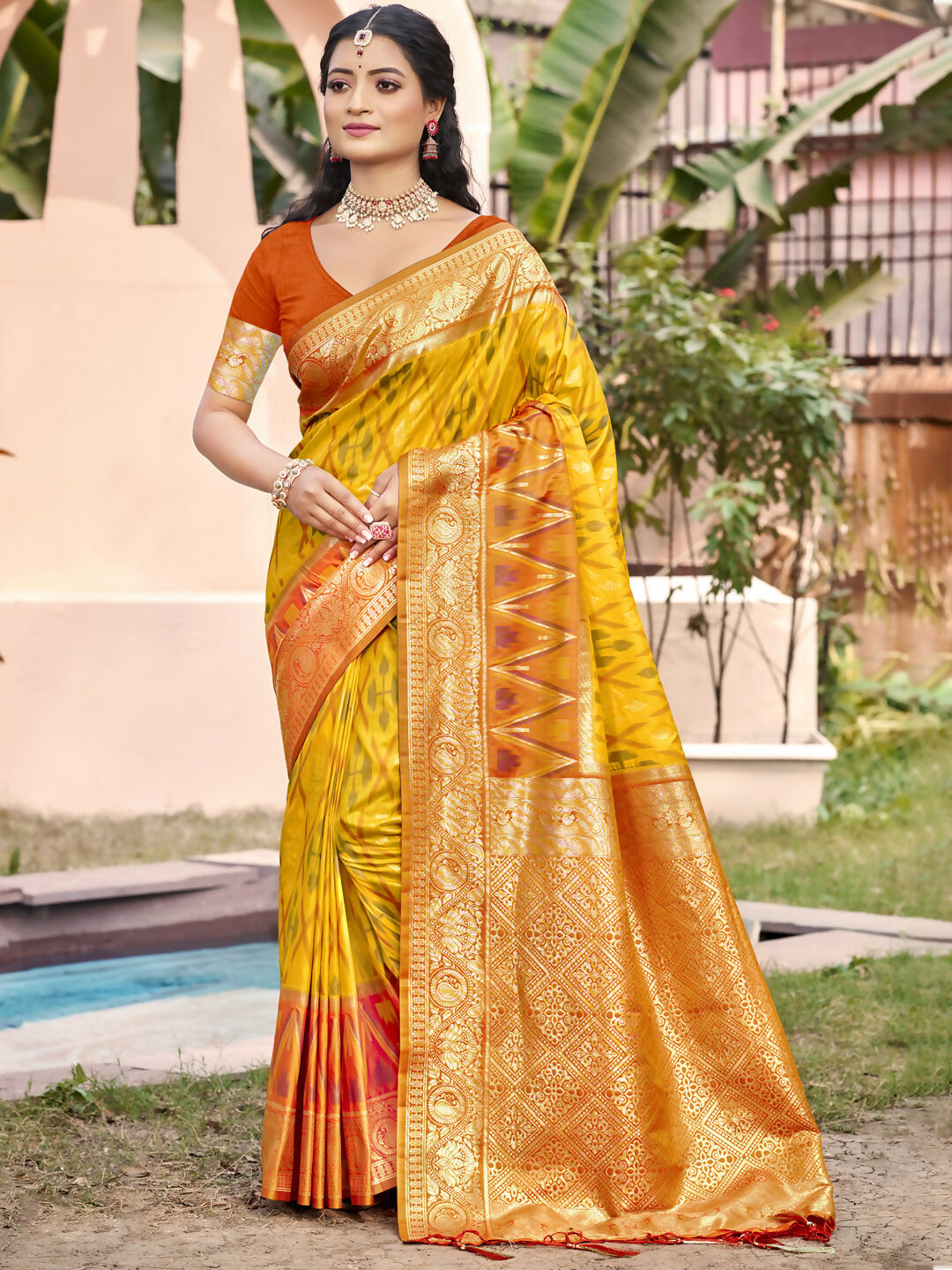 Shree Shyam Fashion Yellow Pochampally Silk Saree