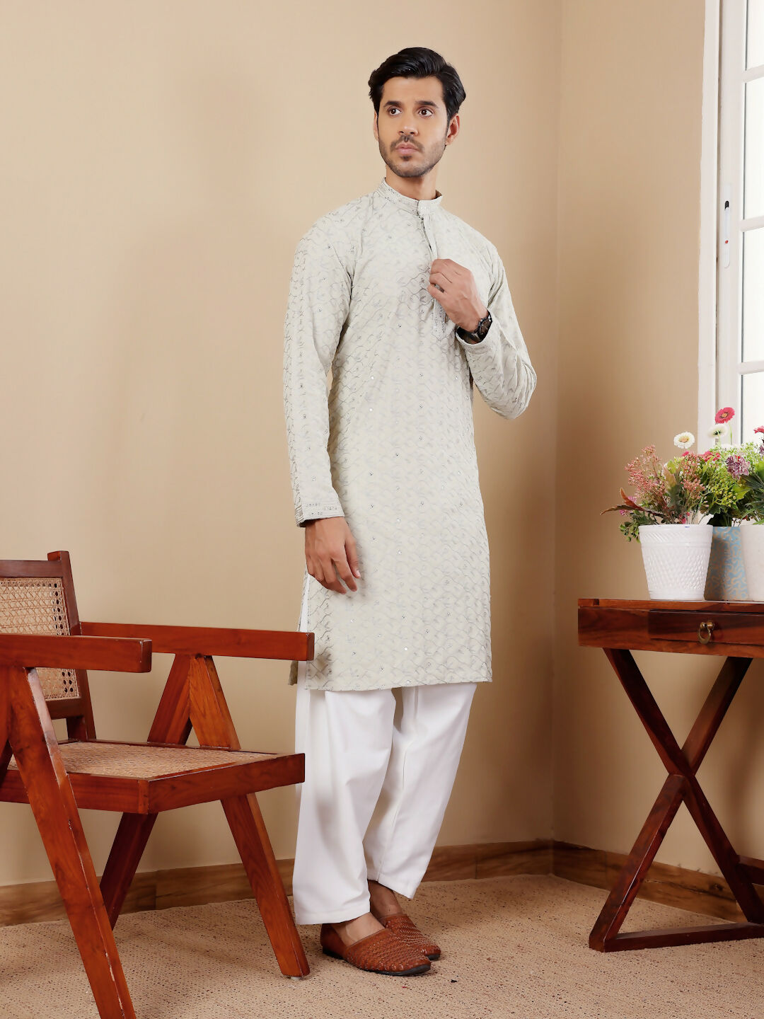 Pestel Green Linen Designer Embroidery Work Men's Rajwadi Kurta Set - Mahotsav