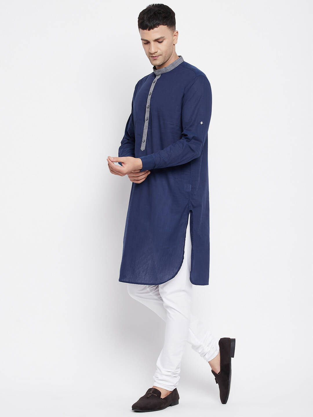 Even Apparels Blue Pure Cotton Men's Kurta With Contrast Collar And Placket 