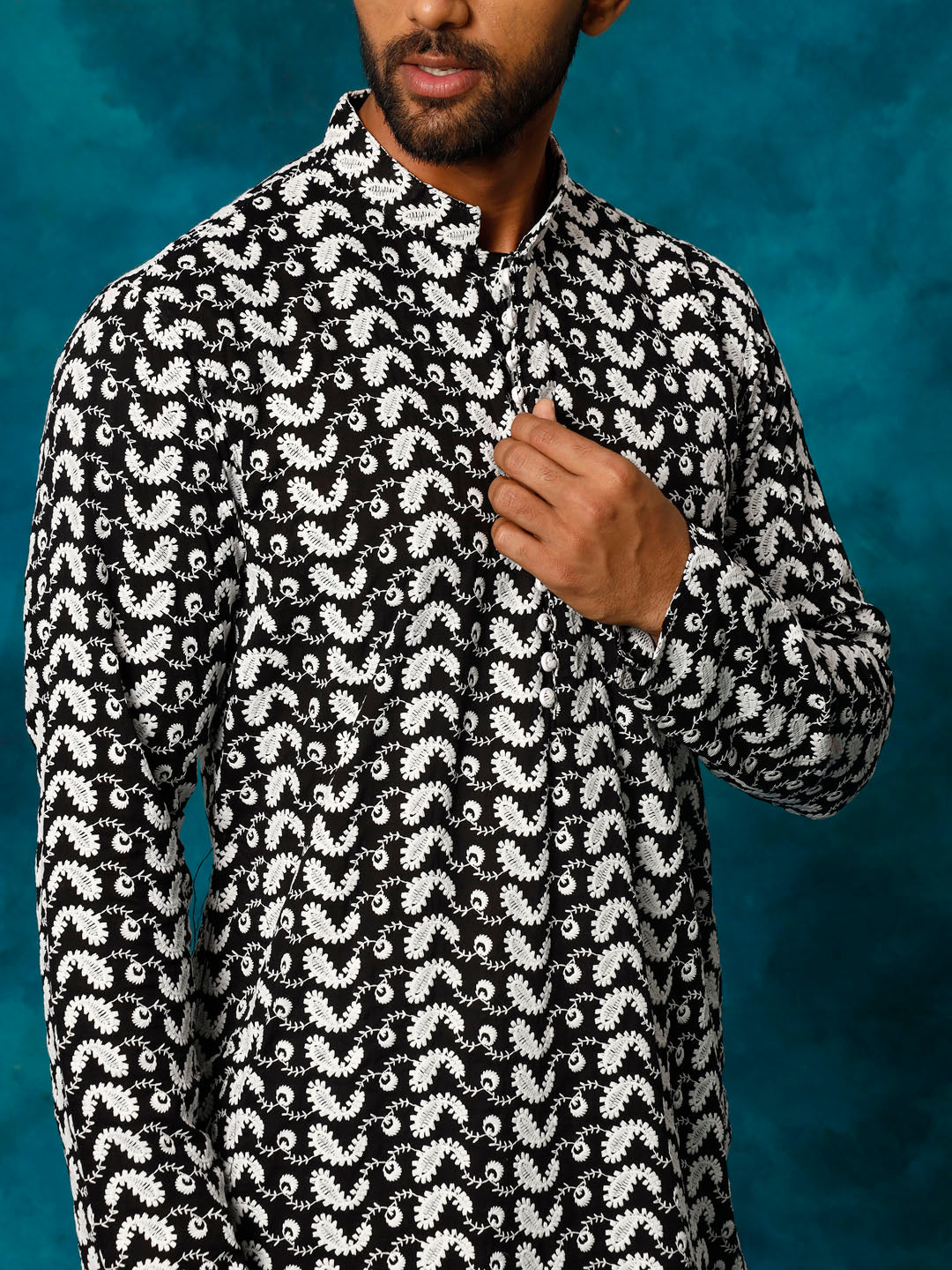 Vastramay Men's Black Cotton Kurta Pyjama Set - Grab2buy