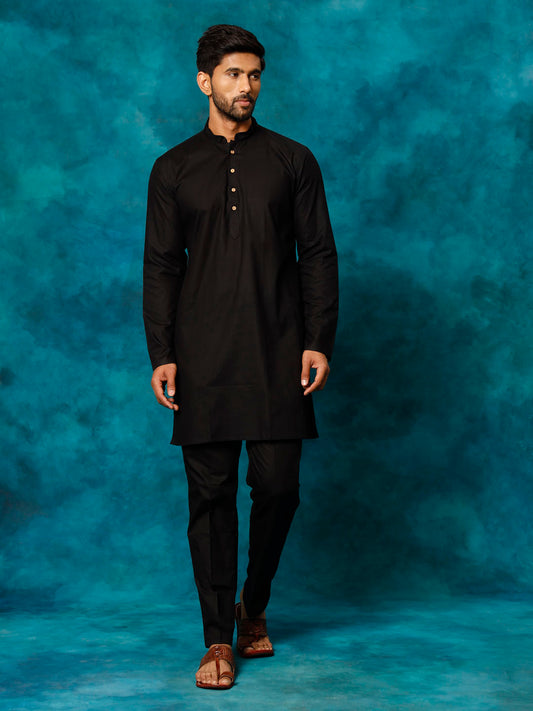 Vastramay Men's Black And White Cotton Blend Kurta Pyjama Set - Grab2buy