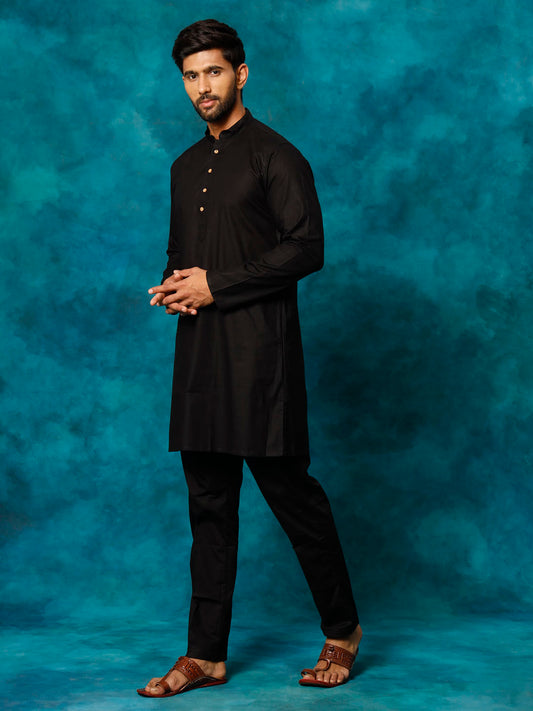 Vastramay Men's Black And White Cotton Blend Kurta Pyjama Set - Grab2buy