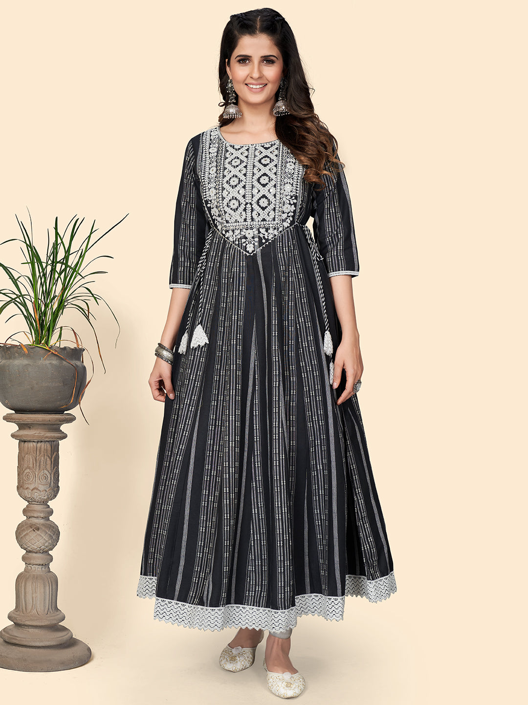 NOZ2TOZ Women's Print & Embroidered Anarkali Cotton Black Stitched Kurta 