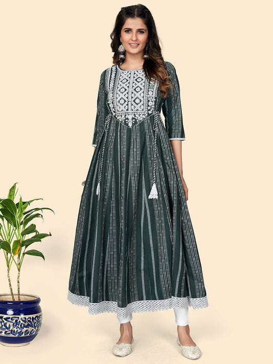 NOZ2TOZ Women's Print & Embroidered Anarkali Cotton Green Stitched Kurta 
