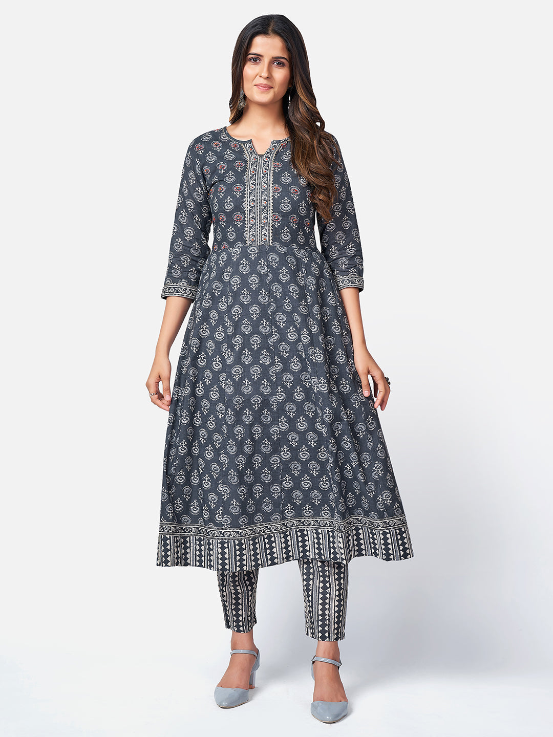 NOZ2TOZ Women Dark Grey Anarkali Cotton Kurta with Pant & Dupatta (3pcs Set) 