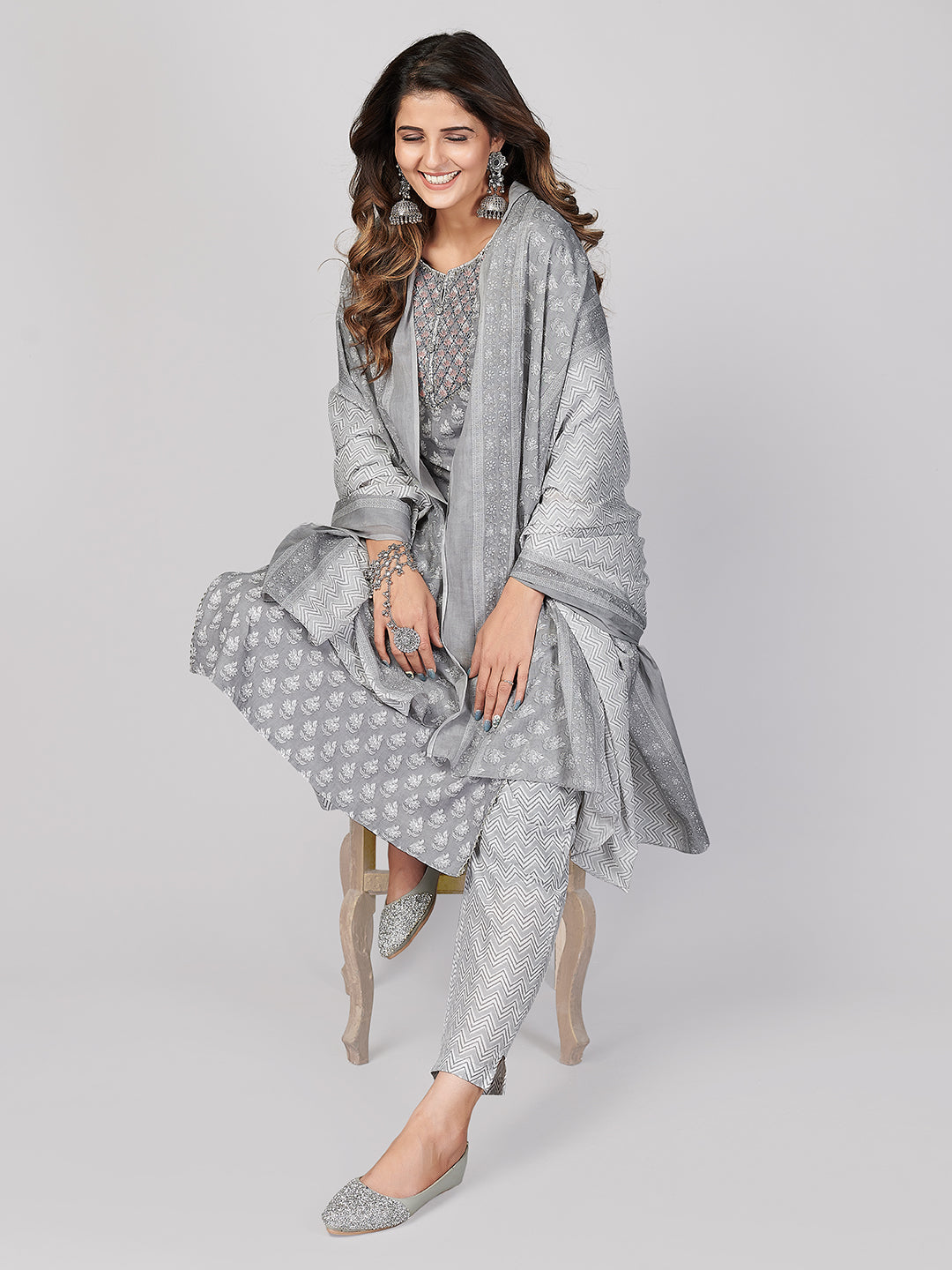 NOZ2TOZ Women's Printed & Embroidered Straight Cotton Grey Stitched Kurta Pant With Dupatta 