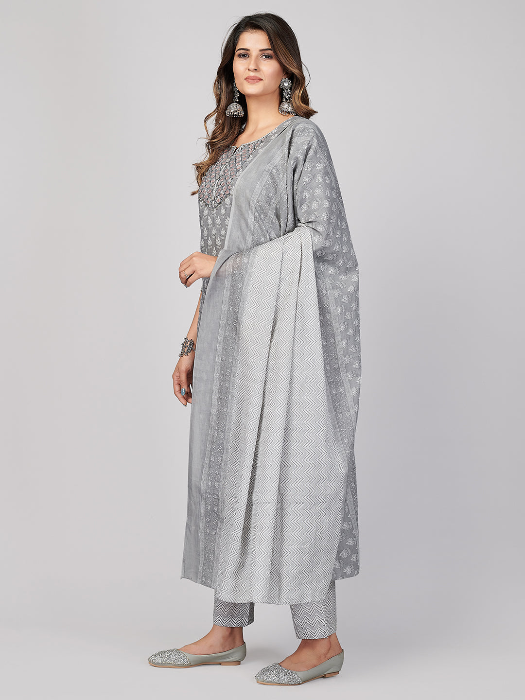 NOZ2TOZ Women's Printed & Embroidered Straight Cotton Grey Stitched Kurta Pant With Dupatta 