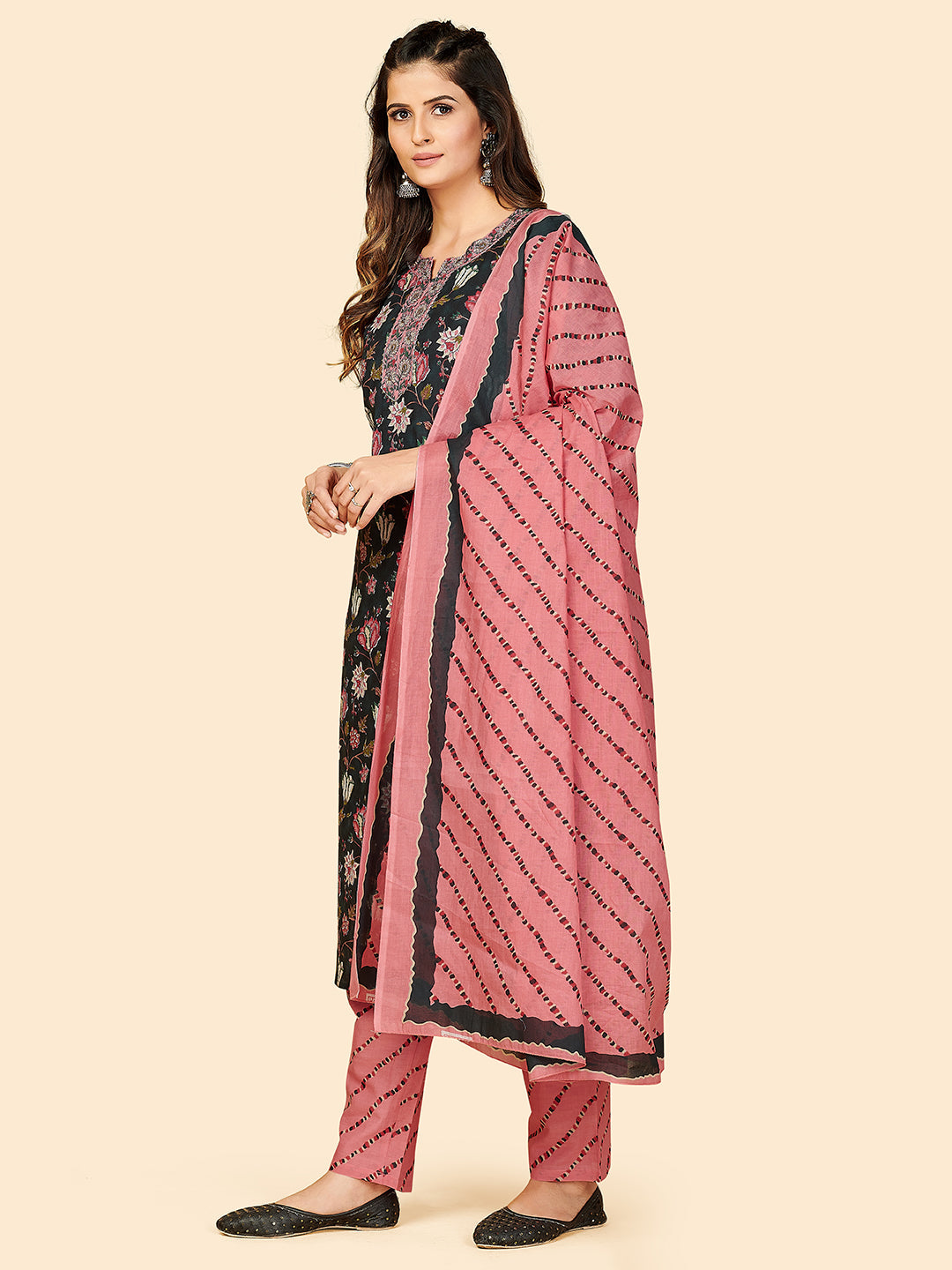 NOZ2TOZ Women Black Cotton Kurta with Pant & Dupatta (3pcs Set) 
