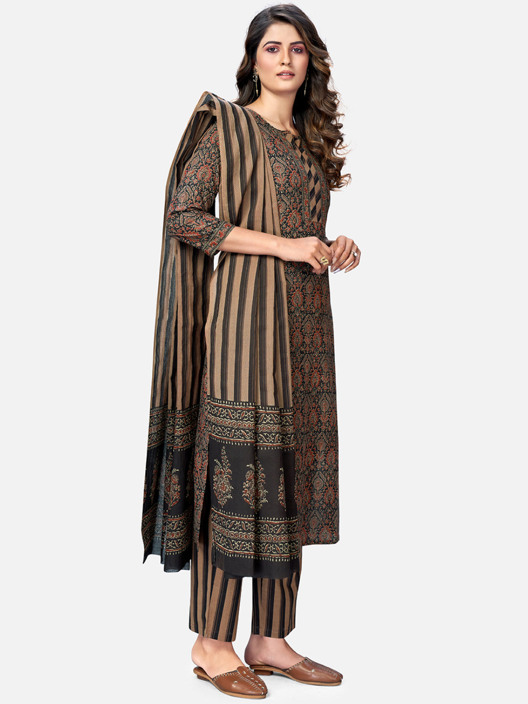 NOZ2TOZ Women's Brown Printed Kurta & Pant With Dupatta- (3pcs set) 