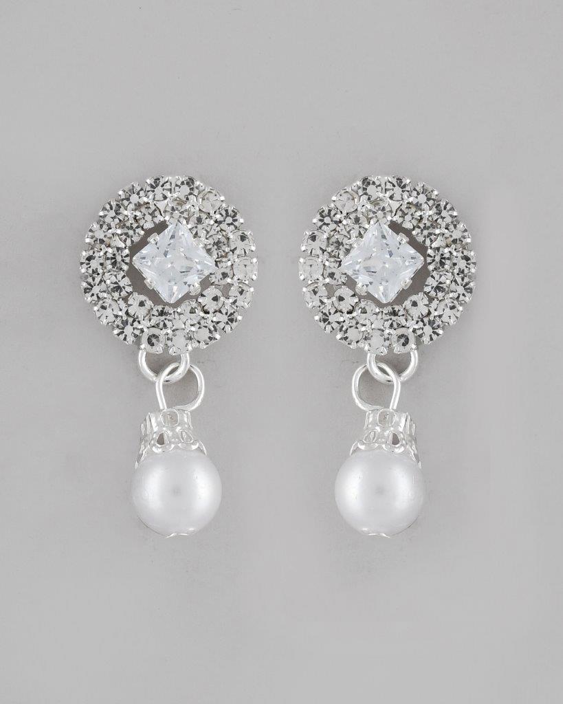 VOJ Gold Plated Kundan Studsed And Beaded Choker Necklace and Earring Set - Grab2buy