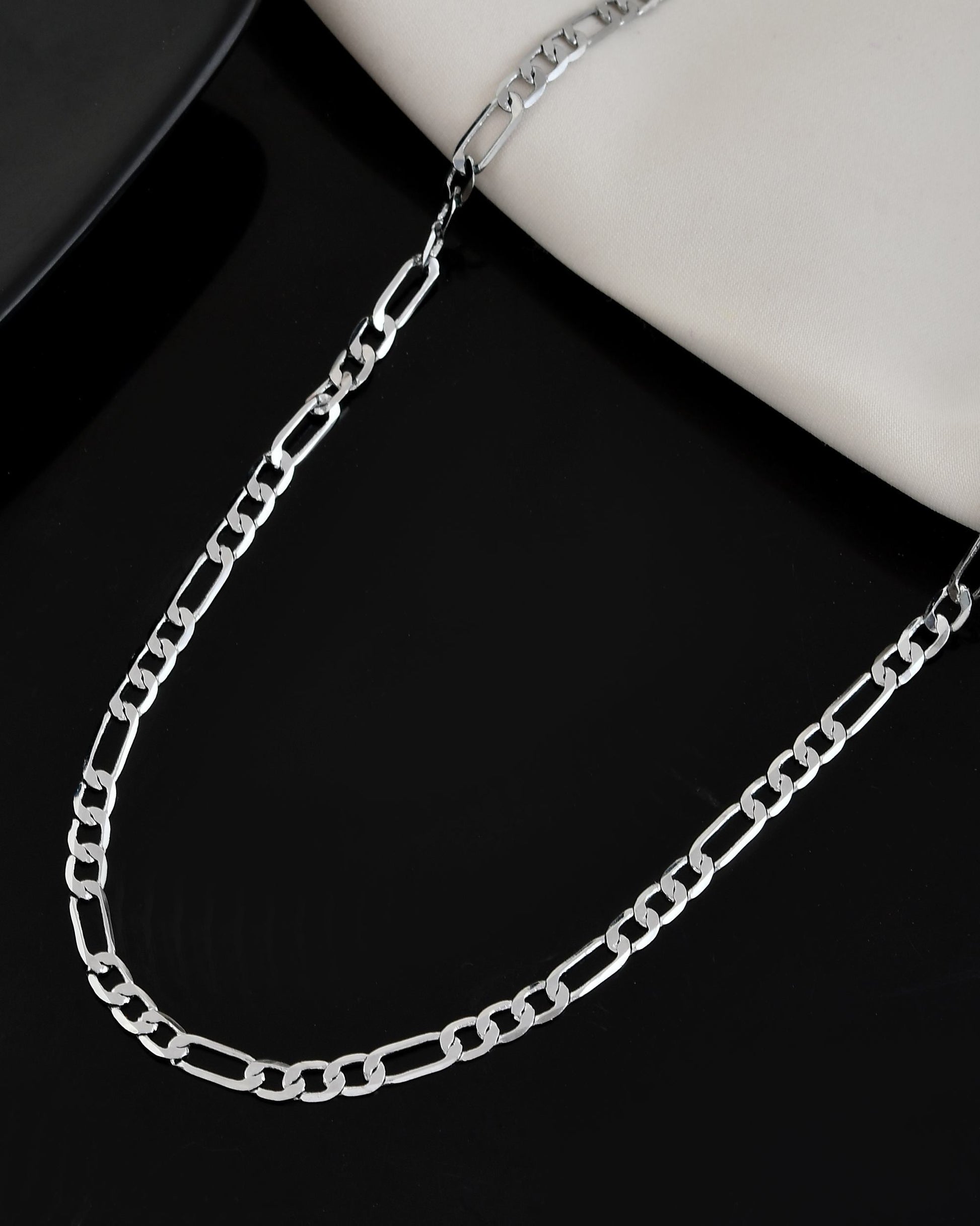 VOJ Men's Silver Plated Linked Chain 