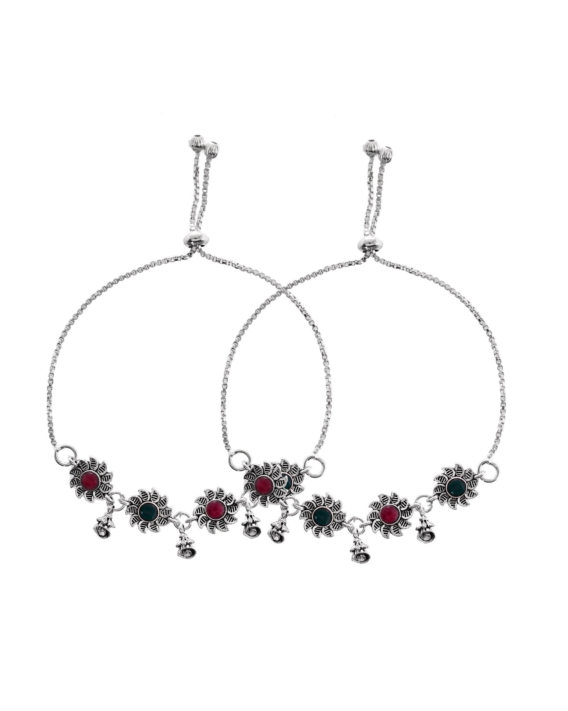 VOJ Set of 2 Silver Plated Floral Designed Stone Studded Anklet 