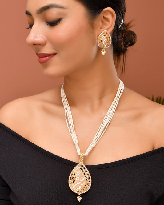 VOJ Gold Polished Kundan Studded Traditional Jewellery Set  Grab2Buy VOJ Grab2Buy