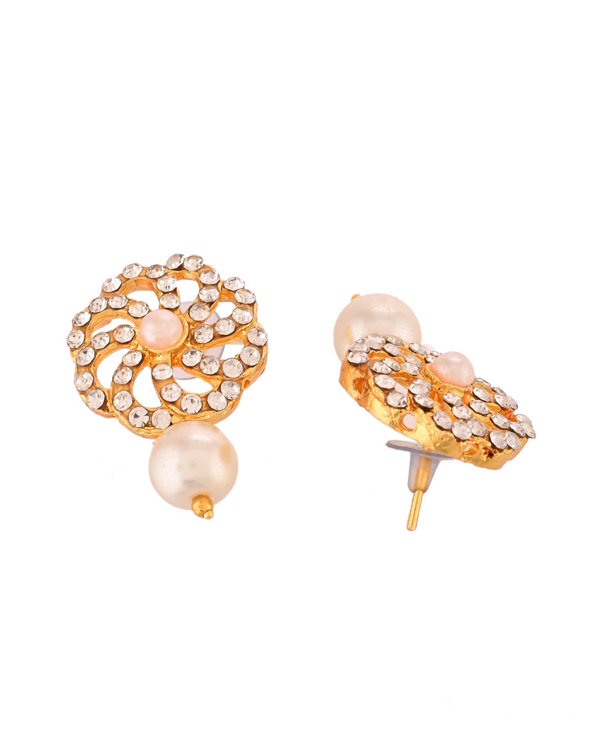 VOJ Gold Polished Stone And Pearl Studded Traditional Chokar Set 
