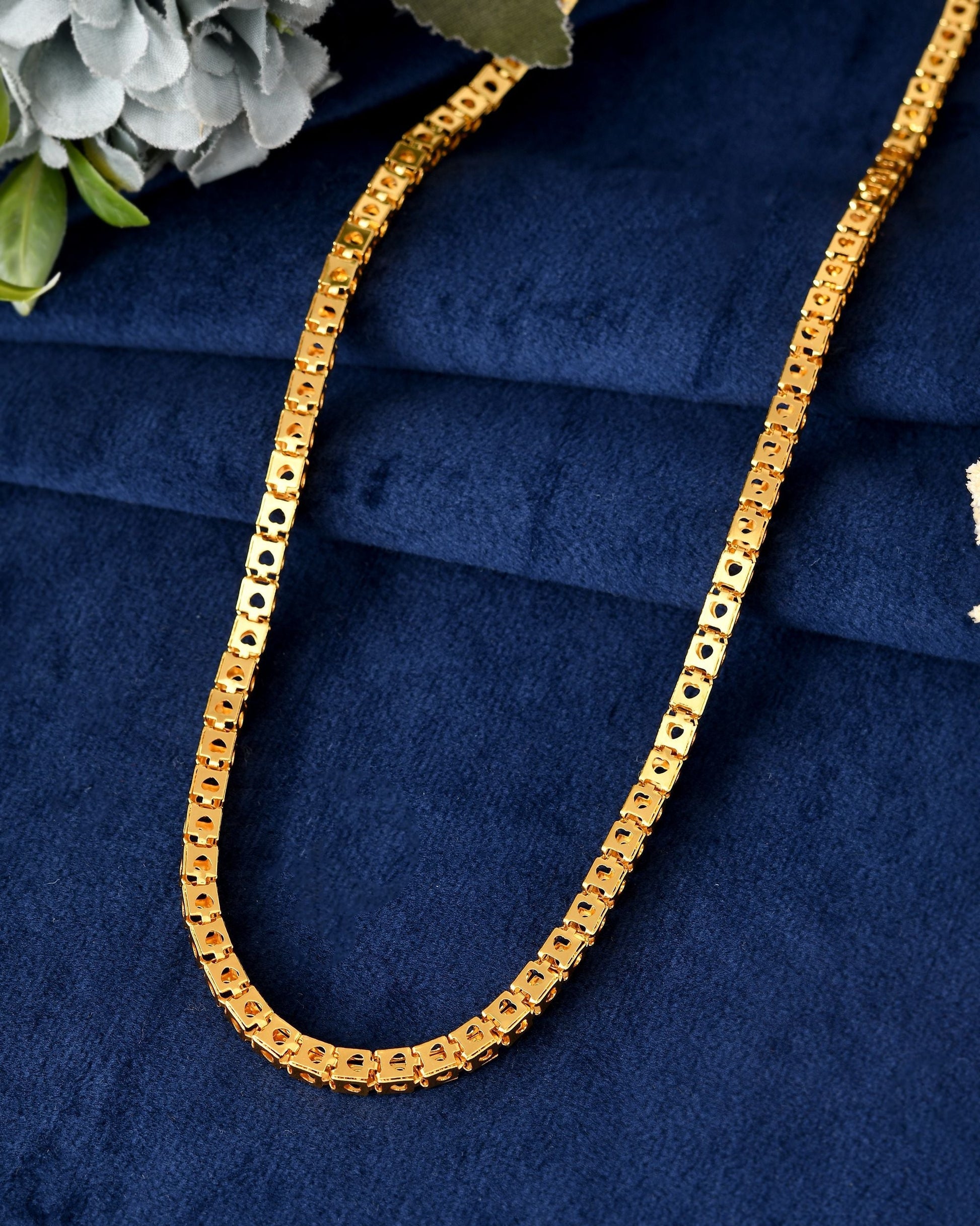 VOJ Men Stainless Steel Gold Polished Square Shaped Chain 