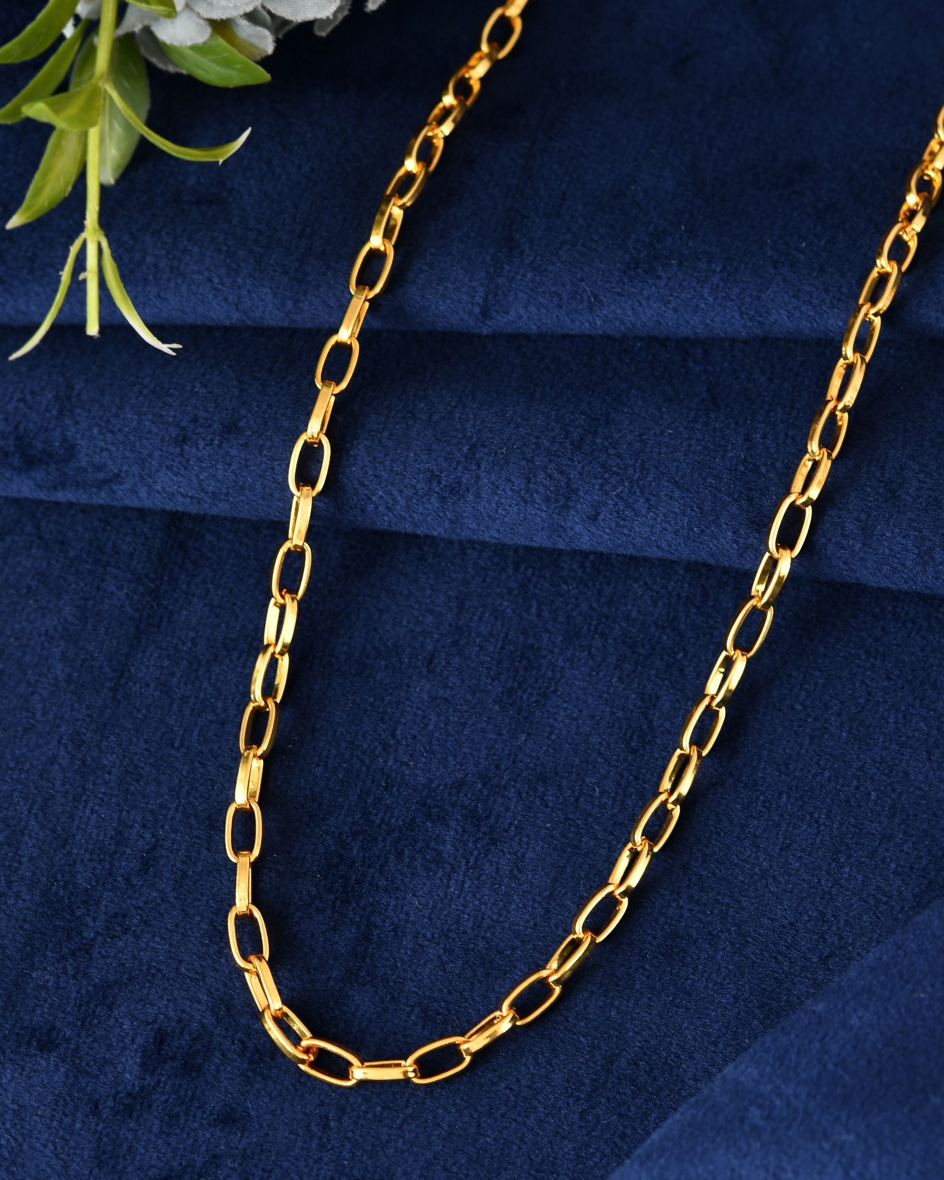 VOJ Gold Polished Stainless Steel Linked Chain For Men 