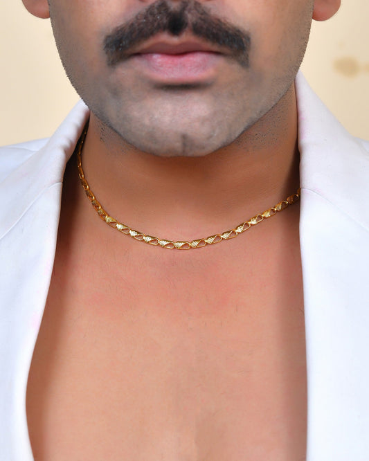 VOJ Gold Polished Biscuit Shaped Minimal Chain 