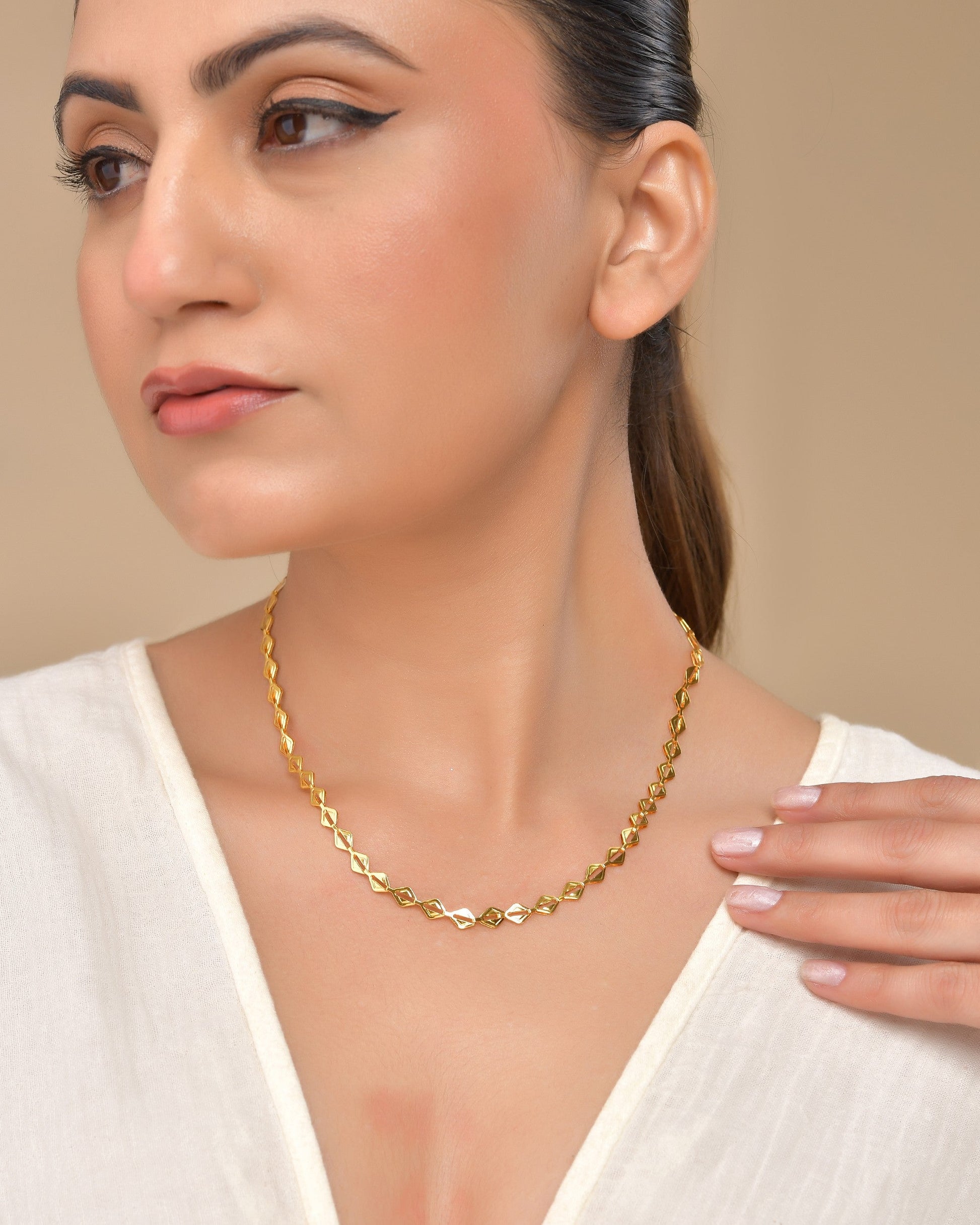 VOJ Gold Polished Geometrical Shaped Stainless Steel Chain For Women 