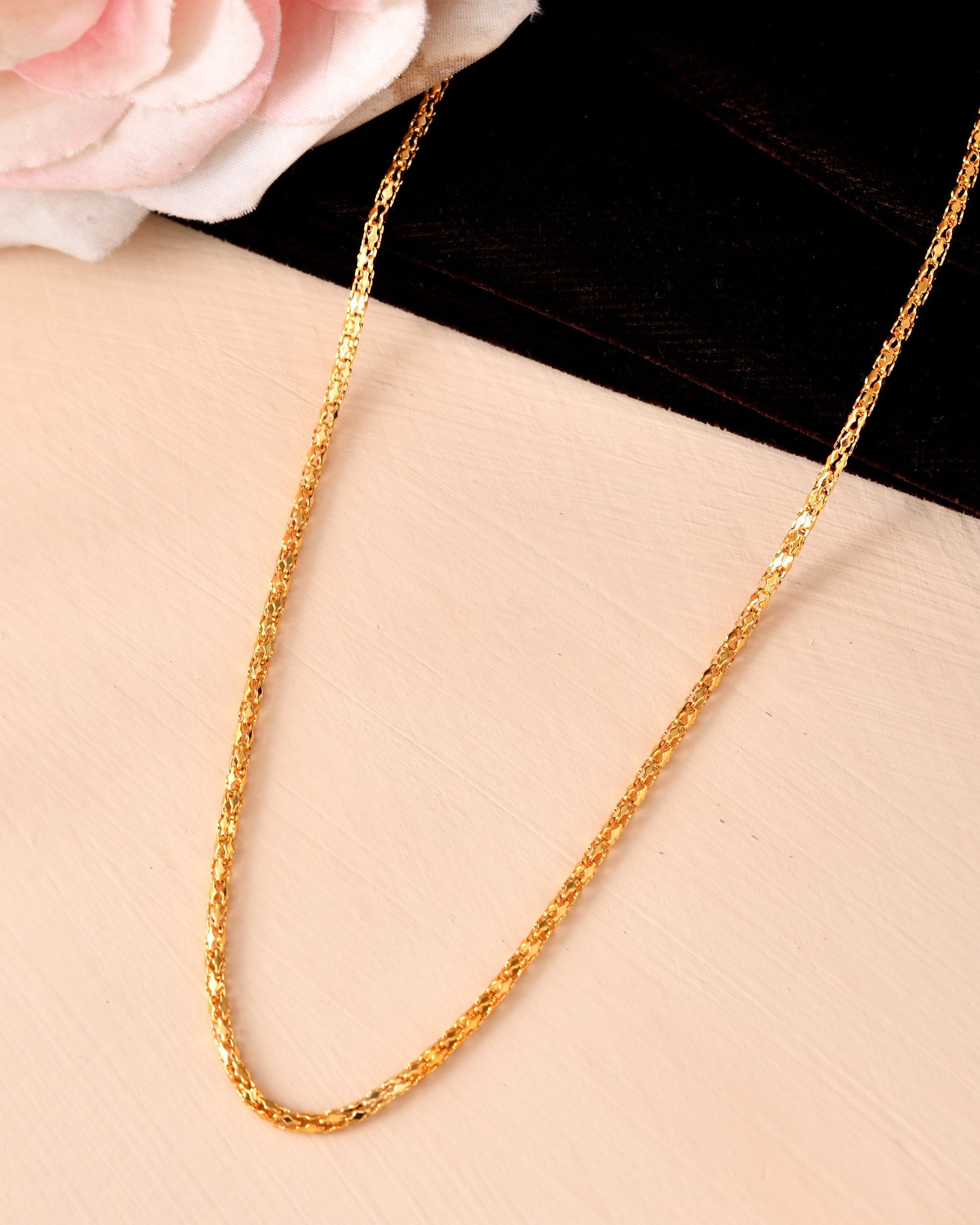 VOJ Women Gold Polished Stainless Steel Simple Chain 