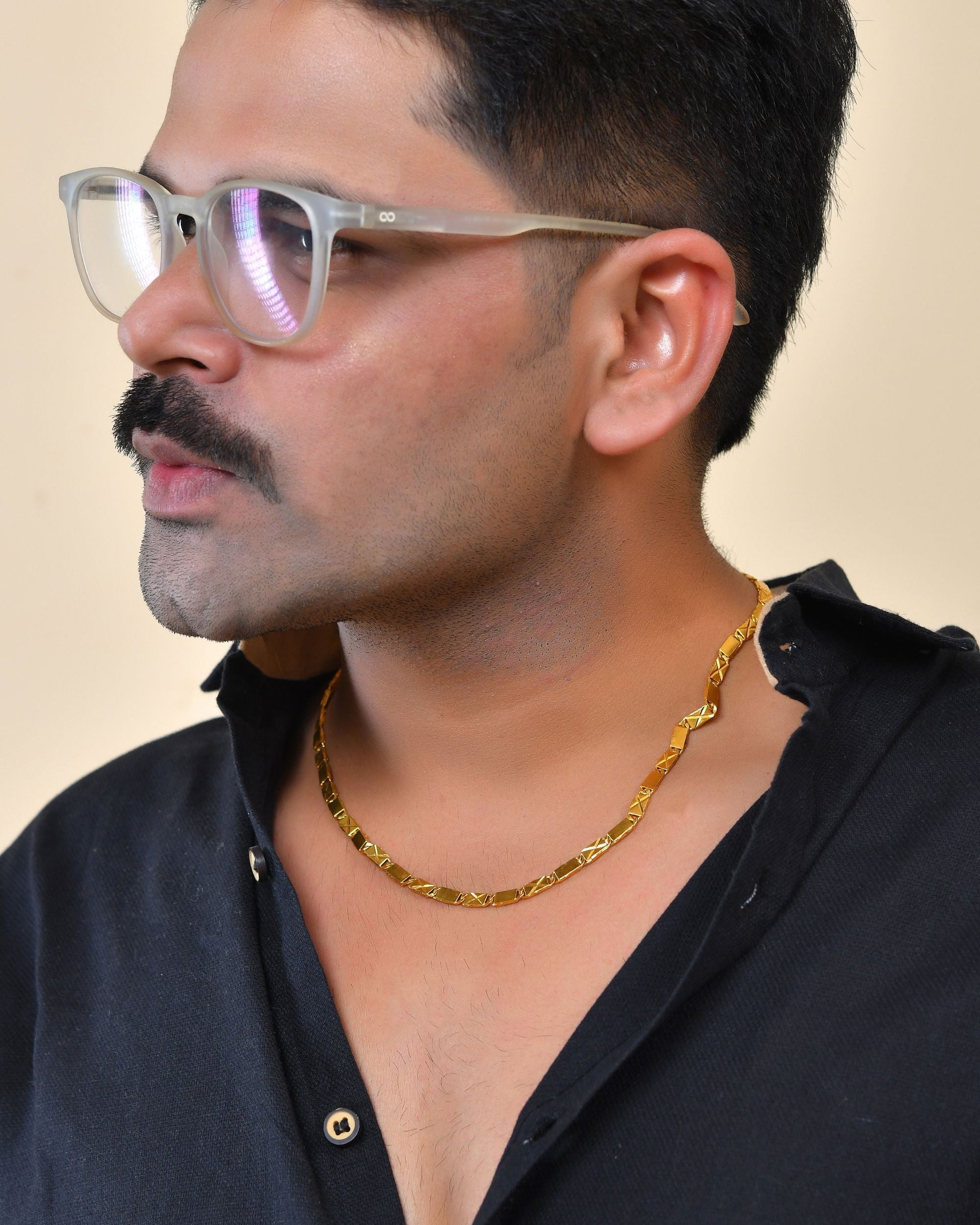 VOJ Stainless Steel Gold Polished Biscuit Shaped Classic Chain 
