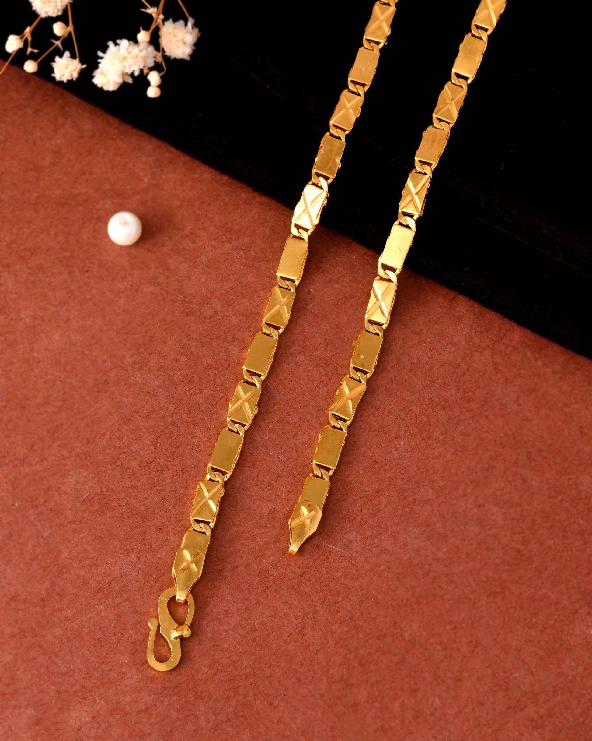 VOJ Stainless Steel Gold Polished Biscuit Shaped Classic Chain 