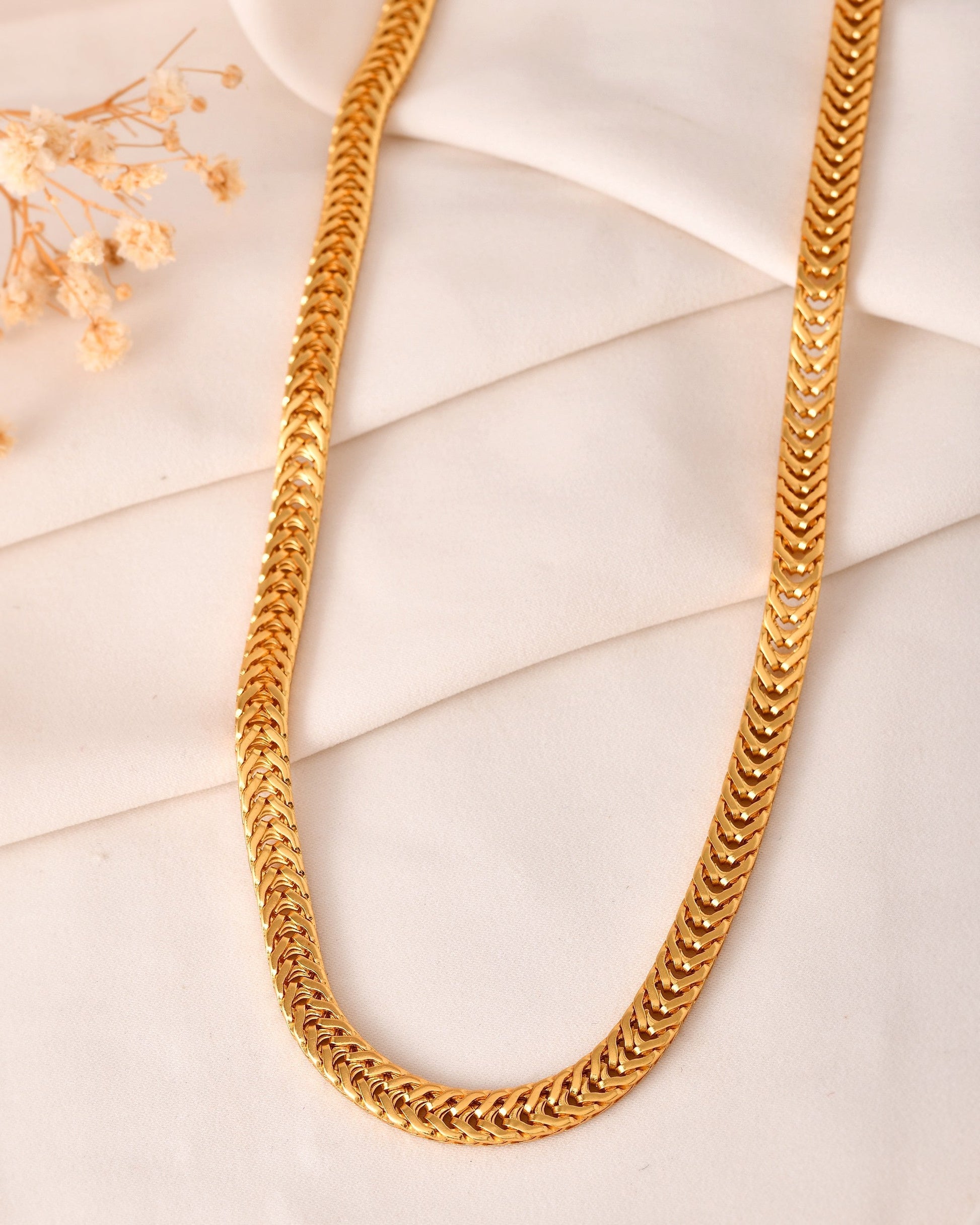 VOJ Stainless Steel Classic Linked Gold Polished Chain 
