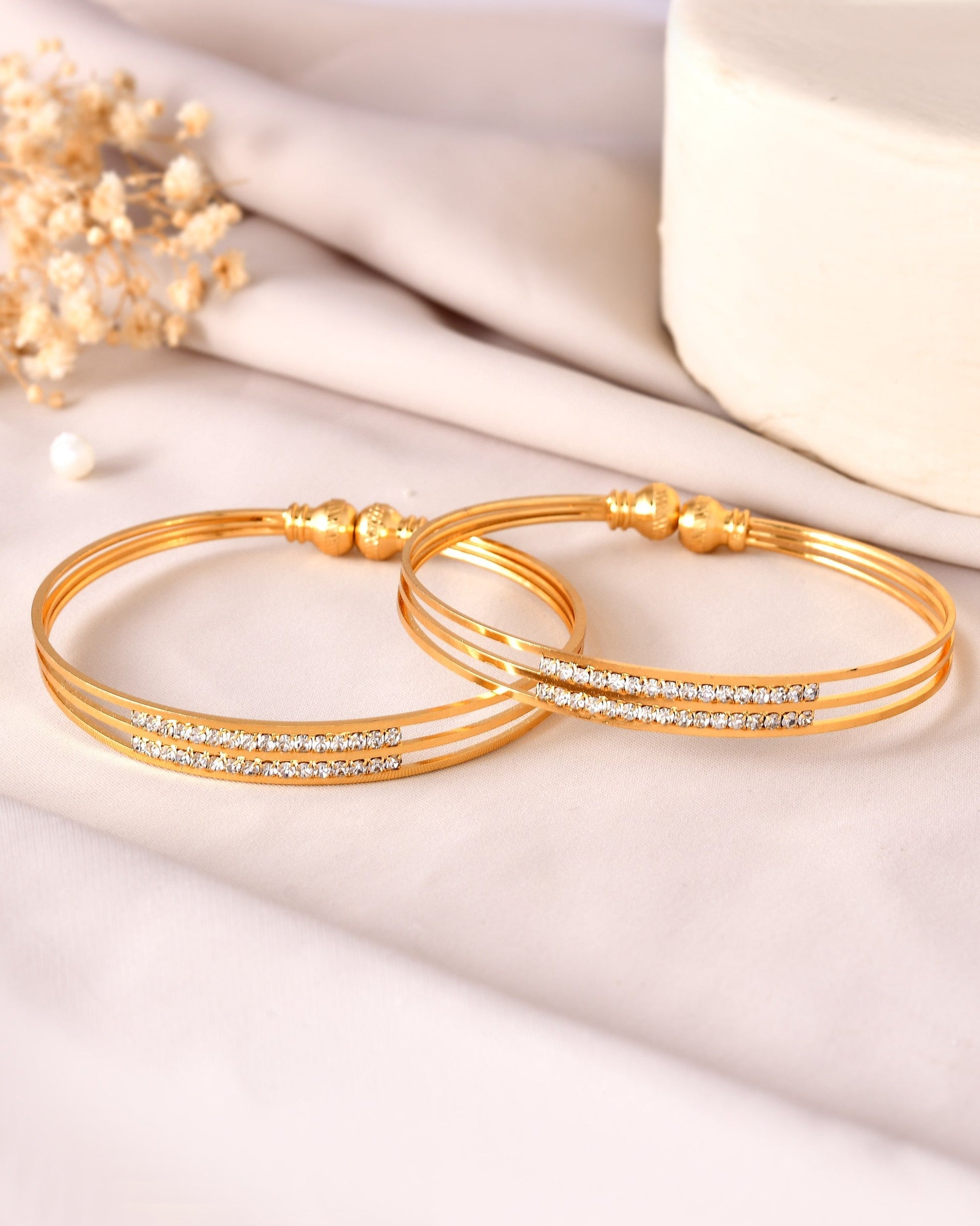 VOJ Set Of 2 Gold Polished Stone Studded Bangle 