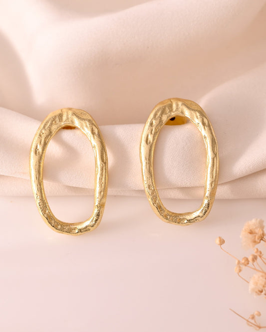 VOJ Gold Polished Anti Tarnished Oval Shaped Studs Earrings 