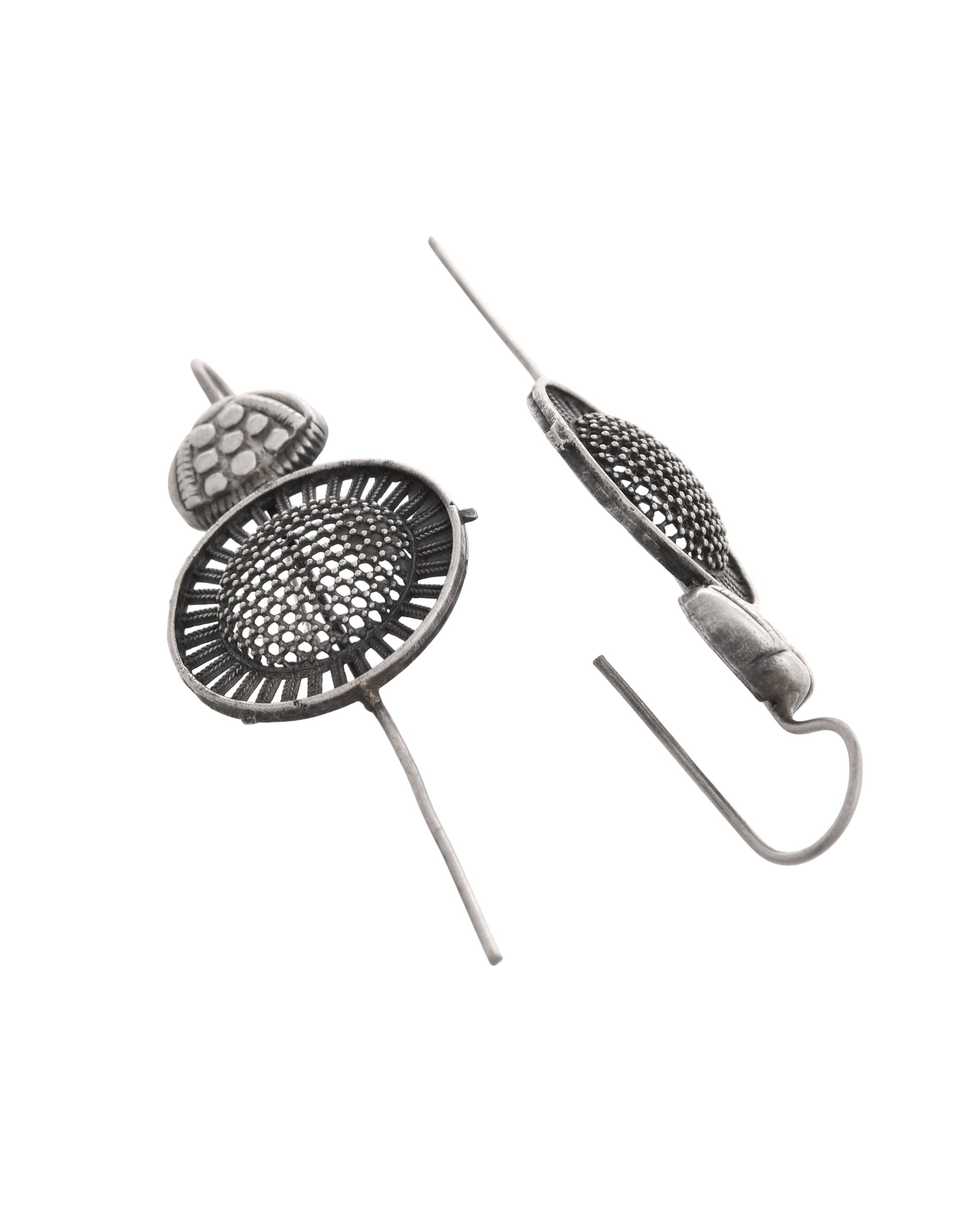 VOJ Silver Plated Circular Shaped Ear Cuff 