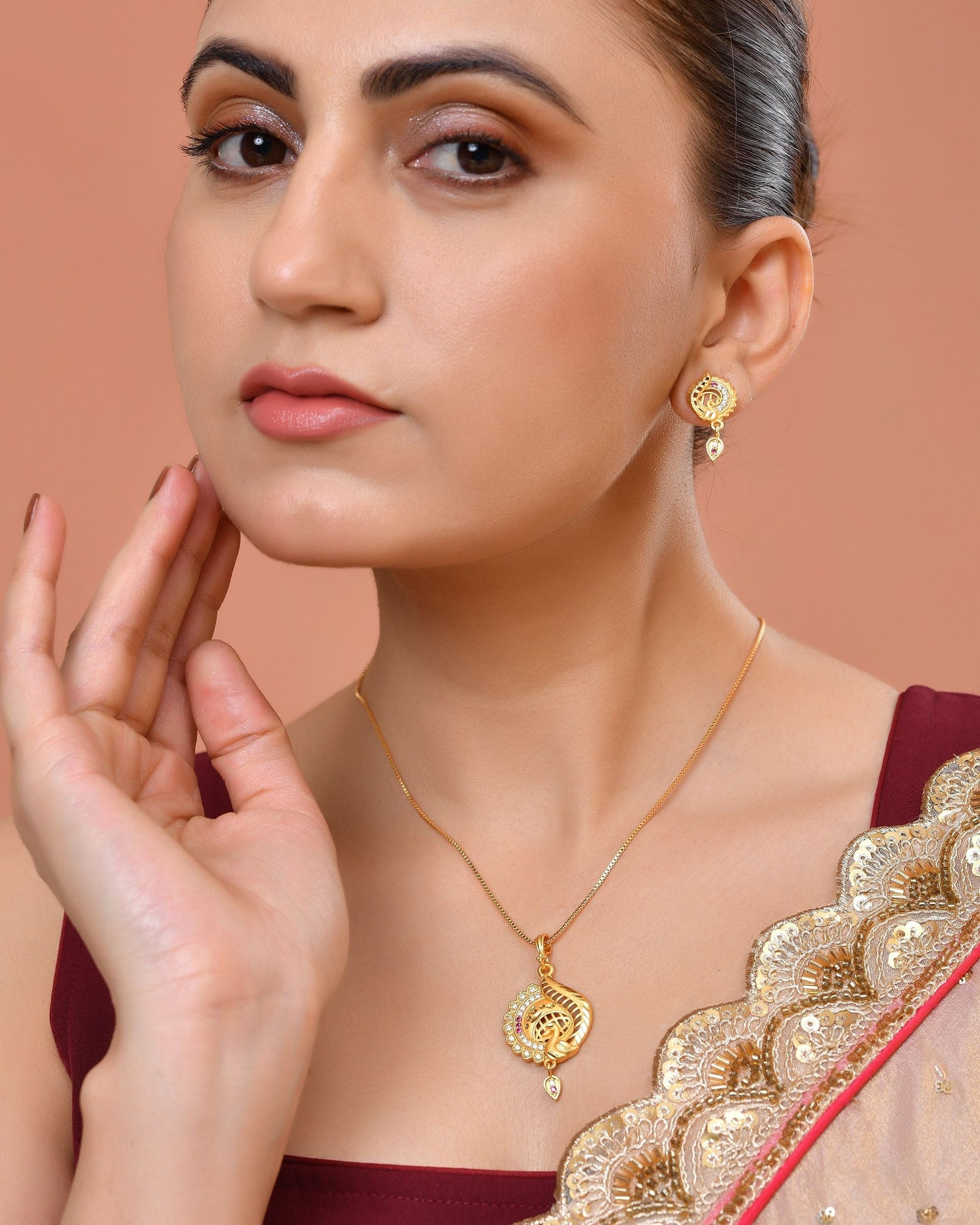 VOJ Gold Plated Elegant Design Chain Set  Grab2Buy VOJ Grab2Buy