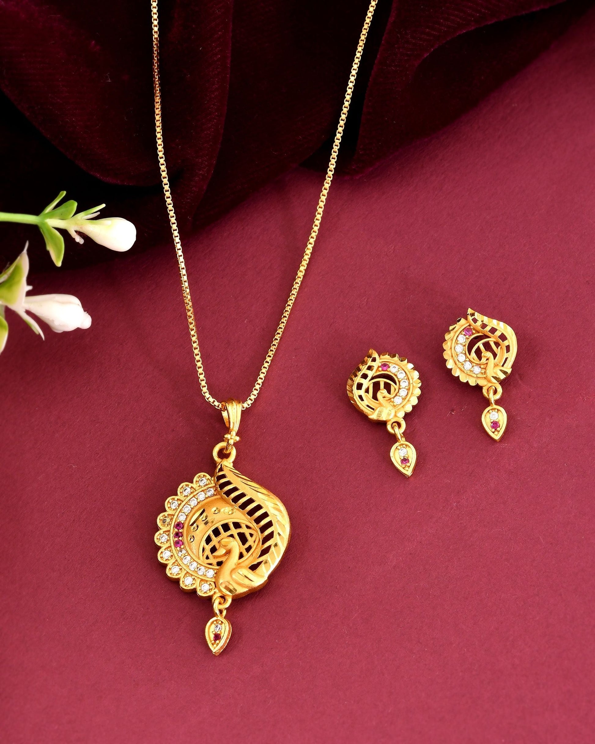 VOJ Gold Plated Elegant Design Chain Set  Grab2Buy VOJ Grab2Buy