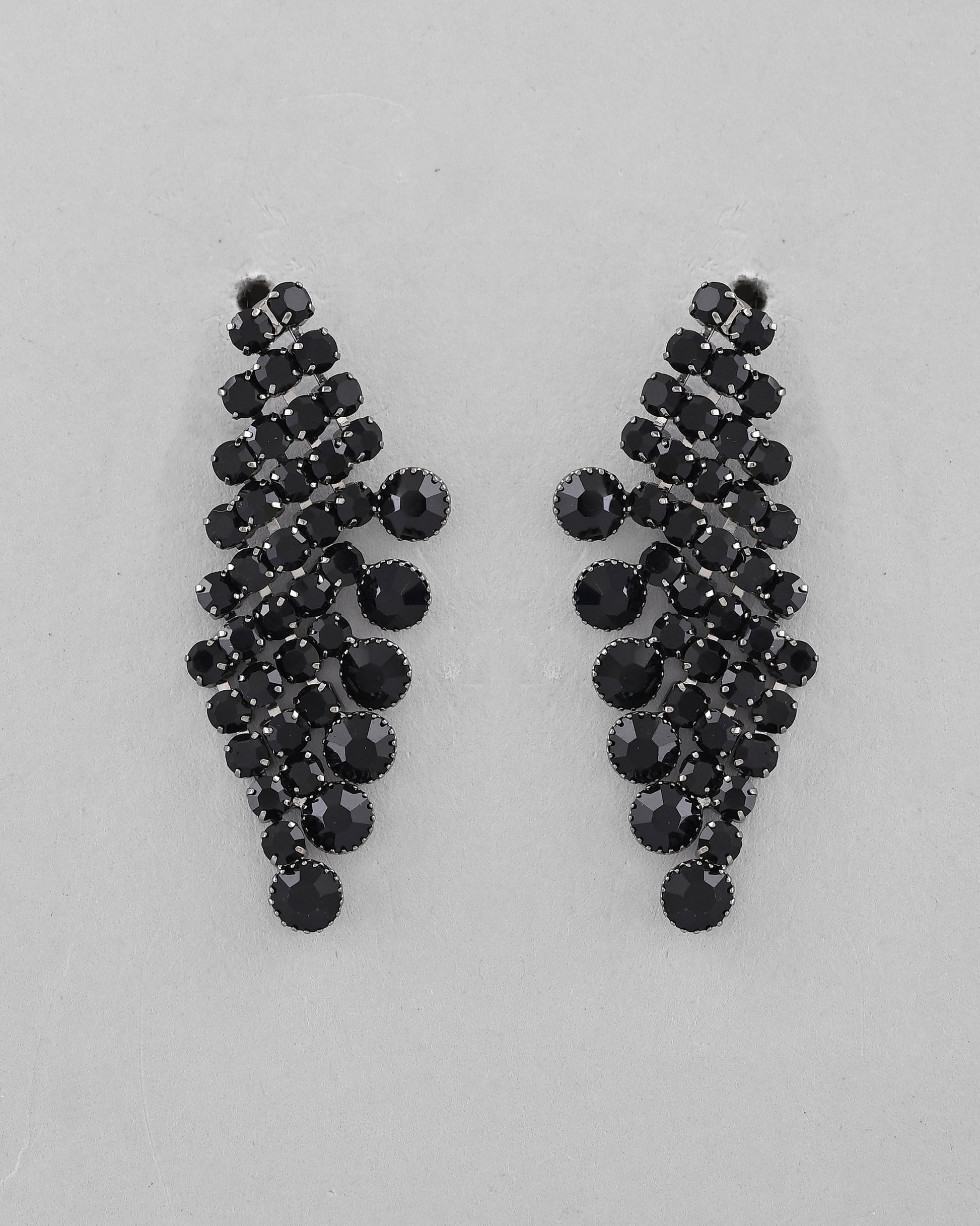 VOJ Black American Diamond Chokar Jewellery Set With Earrings VOJ (Valley Of Jewellery)