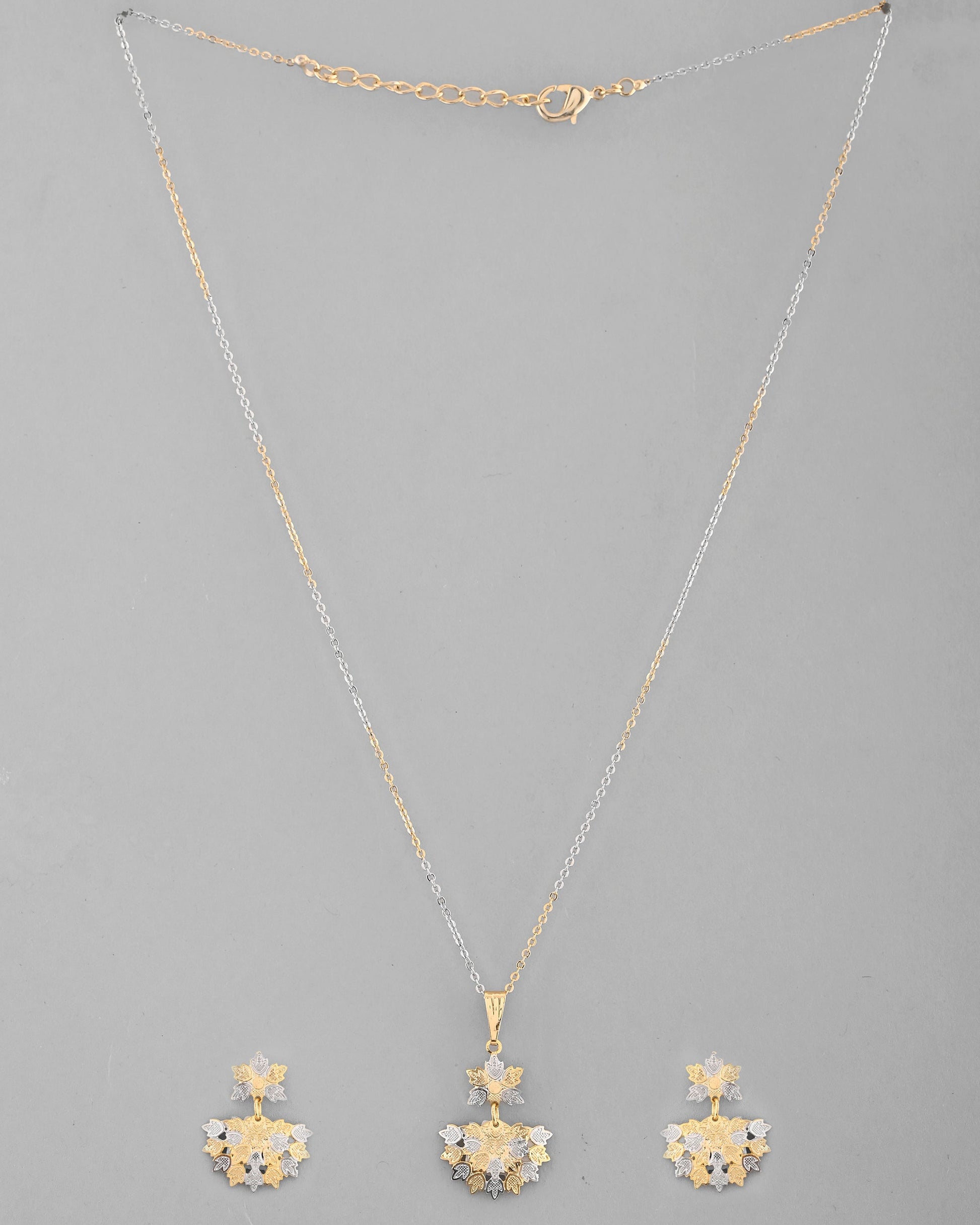 VOJ White and Yellow Gold-Polished Chain With Leaf shaped Pandent And Leaf shaped Earrings VOJ (Valley Of Jewellery)