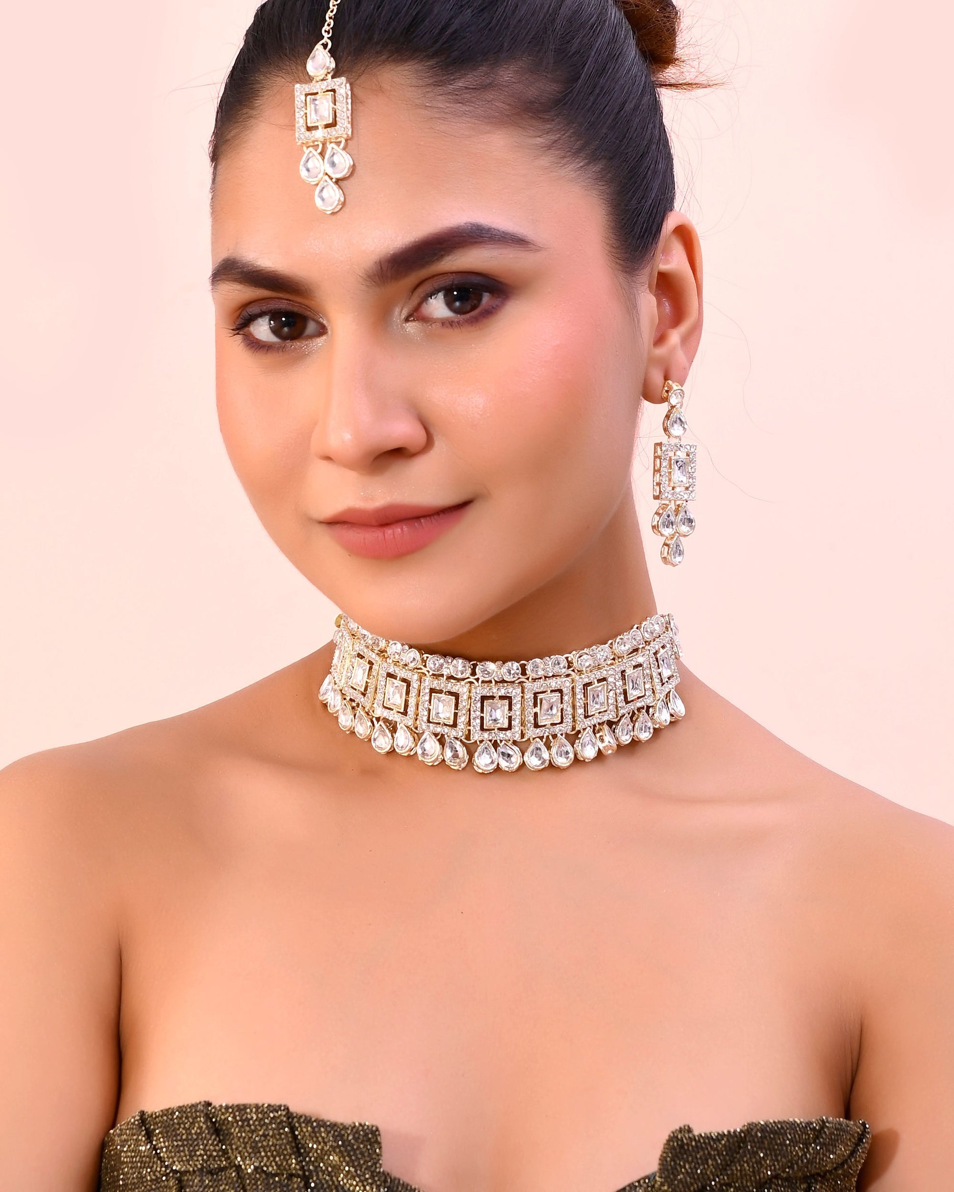 VOJ Silver Plated Stone Studded Designer Necklace With Earrings And Mangtikka VOJ (Valley Of Jewellery)